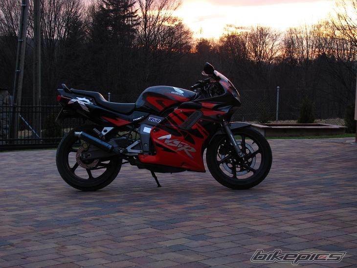 Photo 1937331