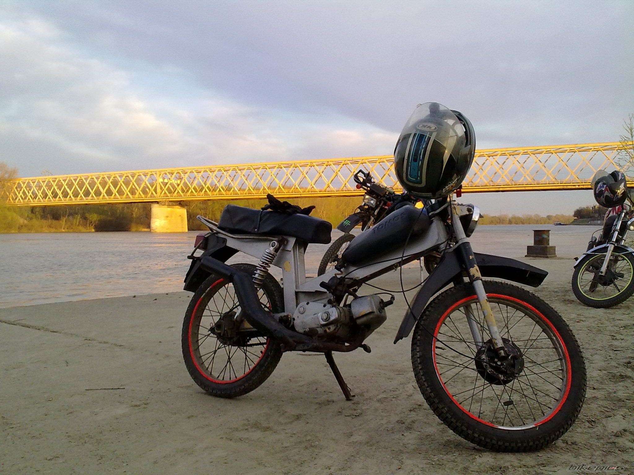 Photo 1939563