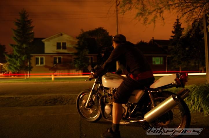 Photo 1941360