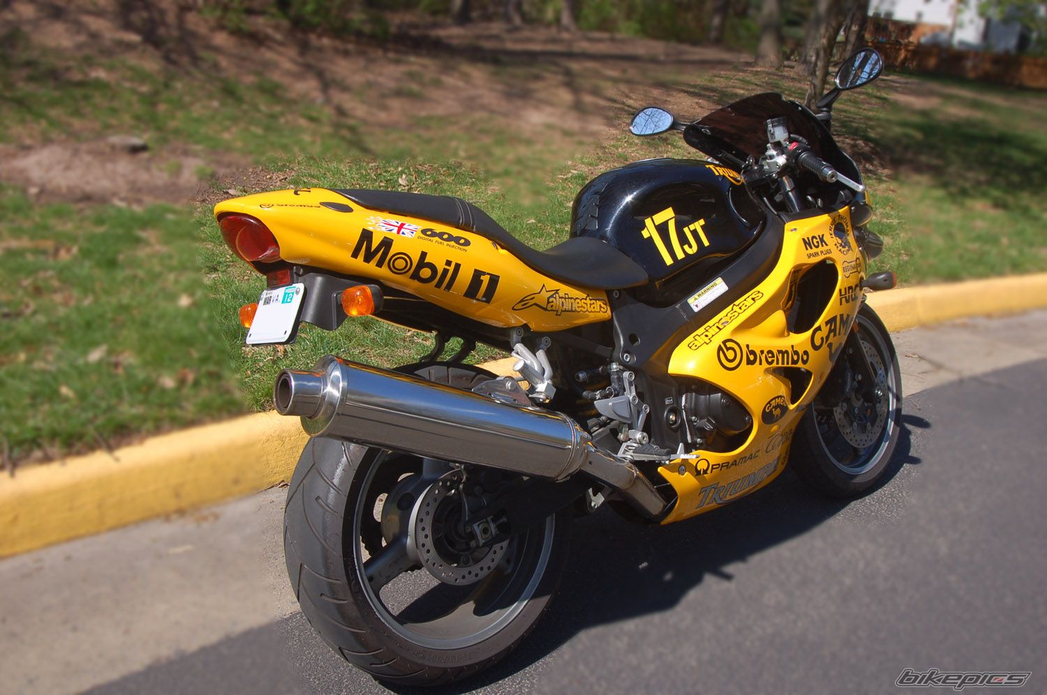 Bike Photo 1945476