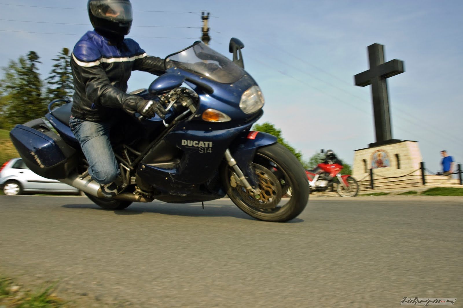 Bike Photo 1967590