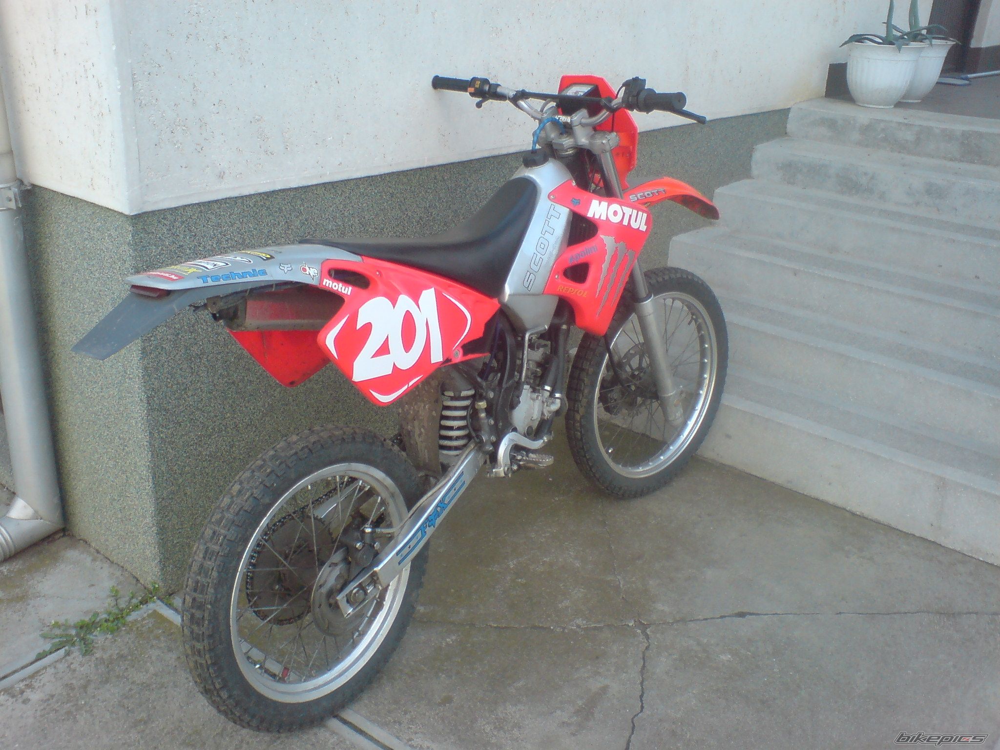 Bike Photo 1970335