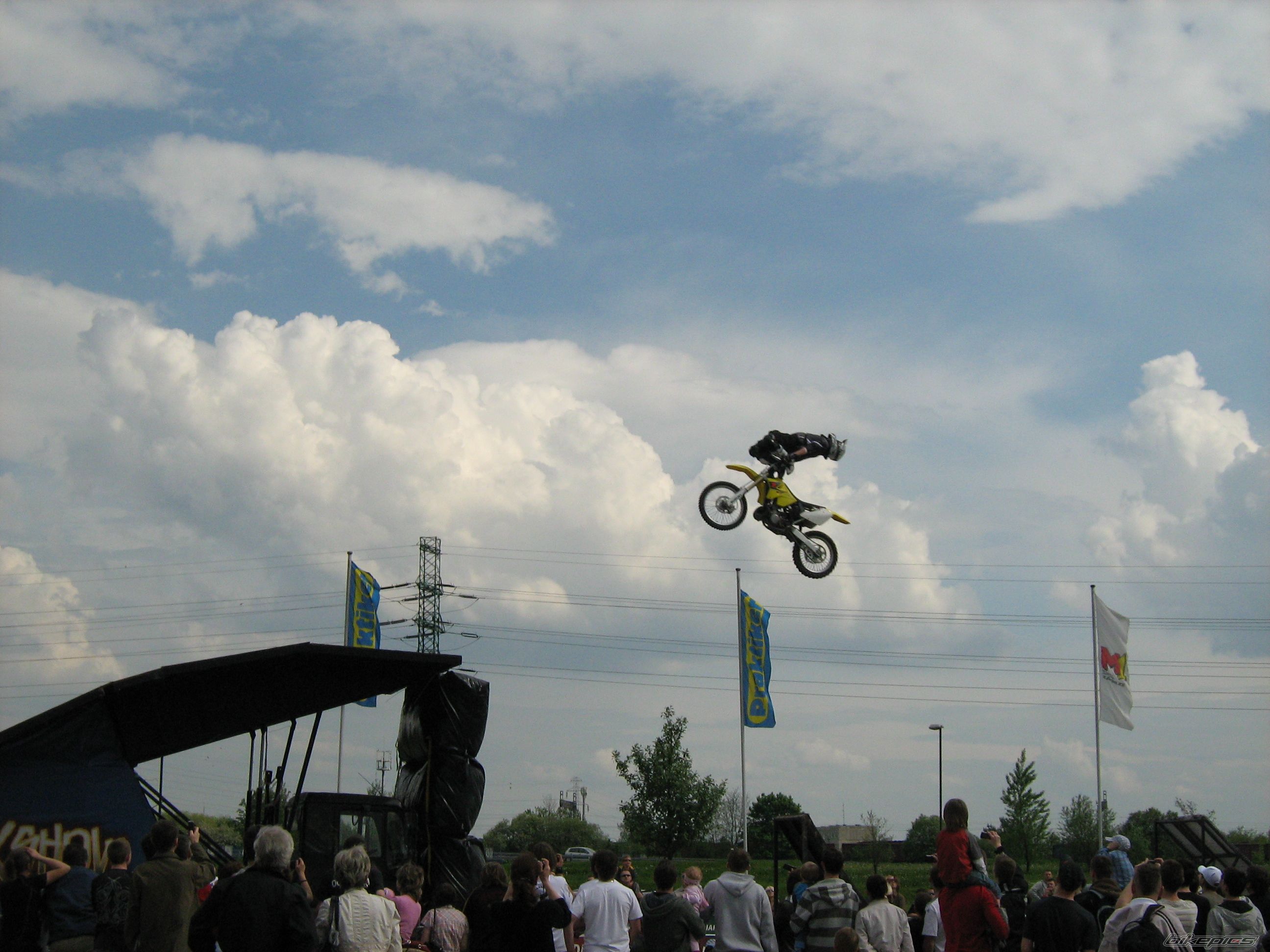 Bike Photo 1971136