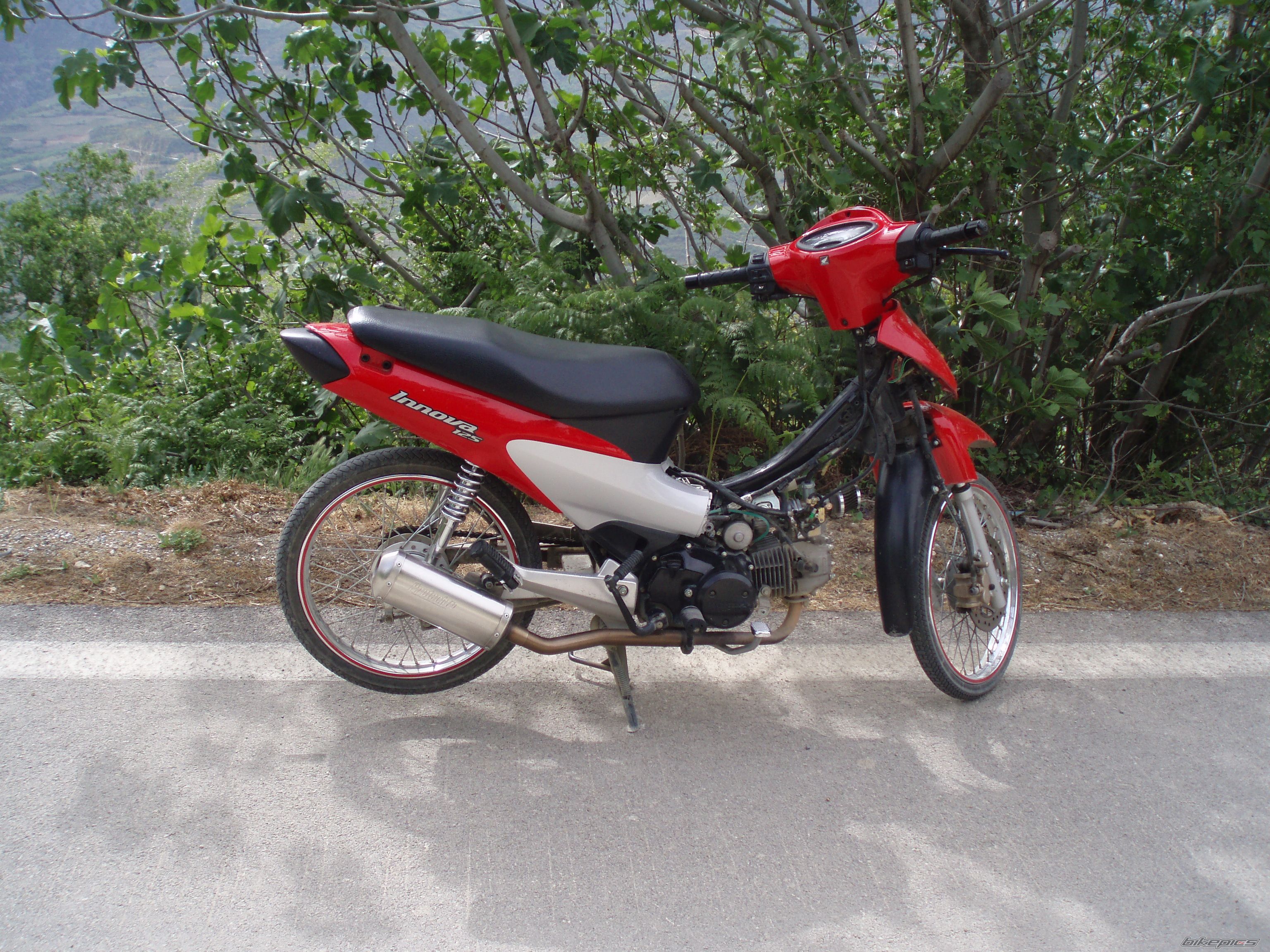 Photo 1972145