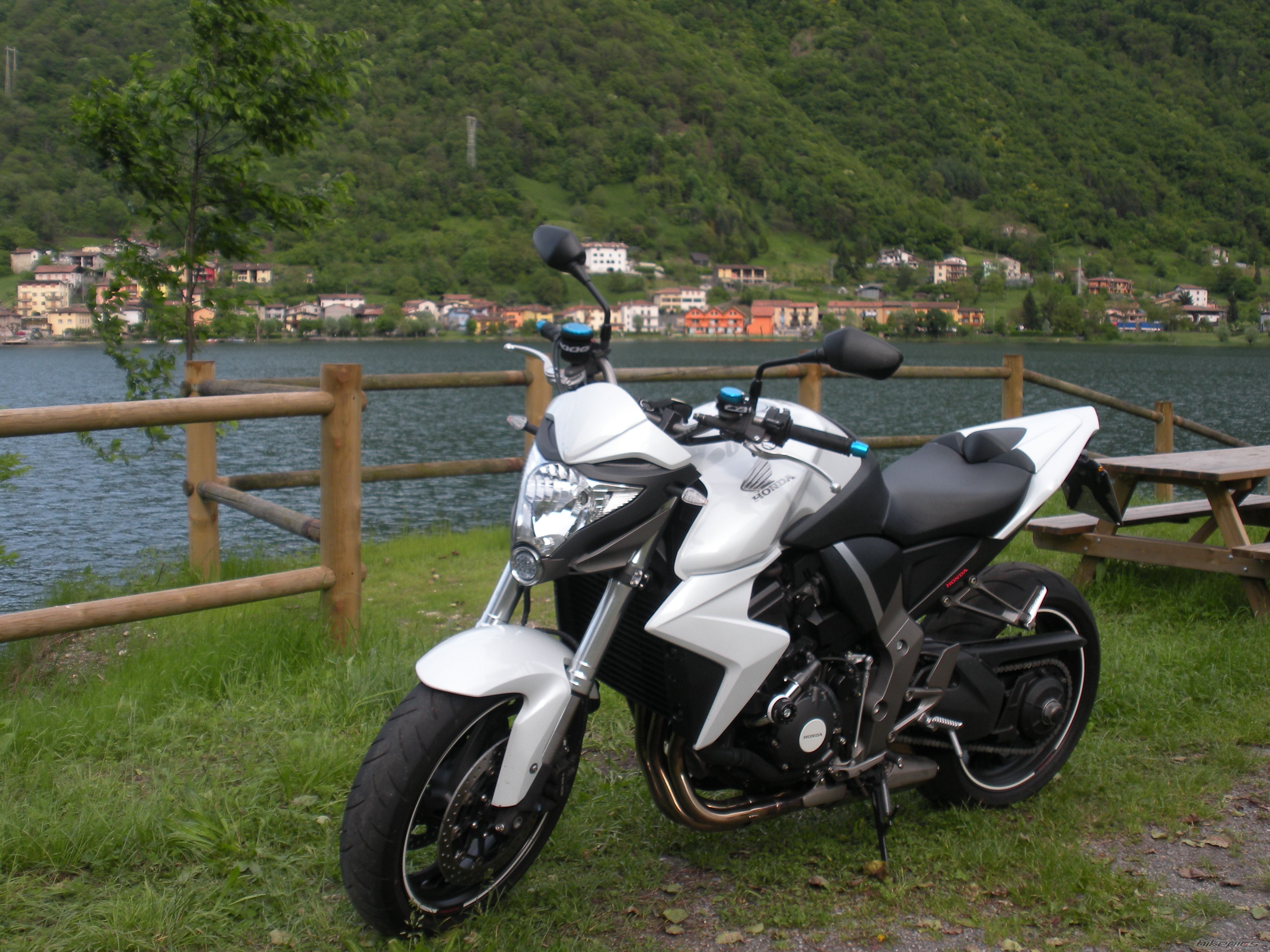 Bike Photo 1977399
