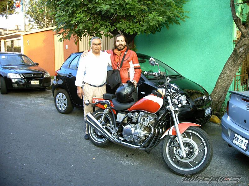 Photo 1977988