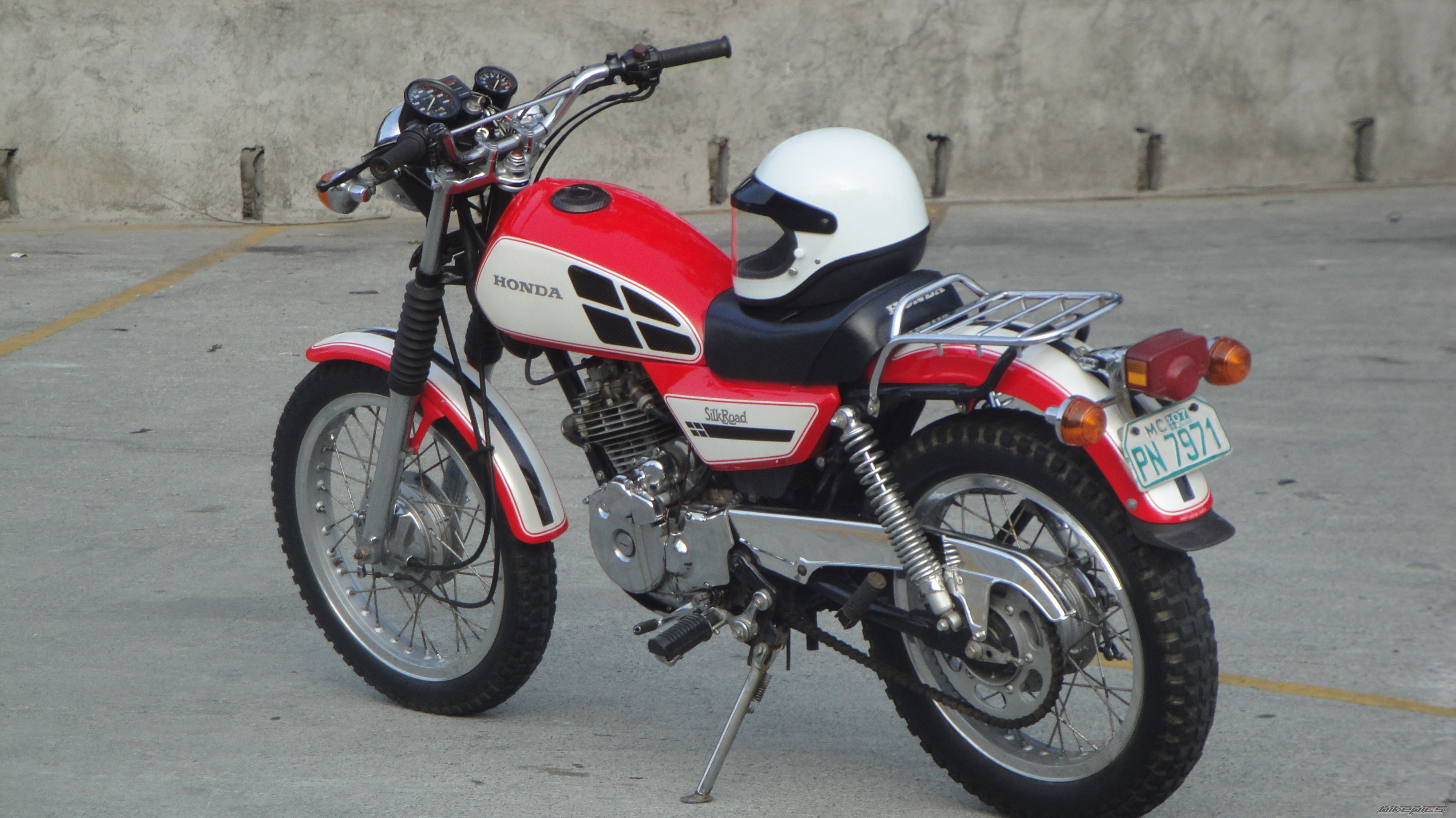 Bike Photo 1978356