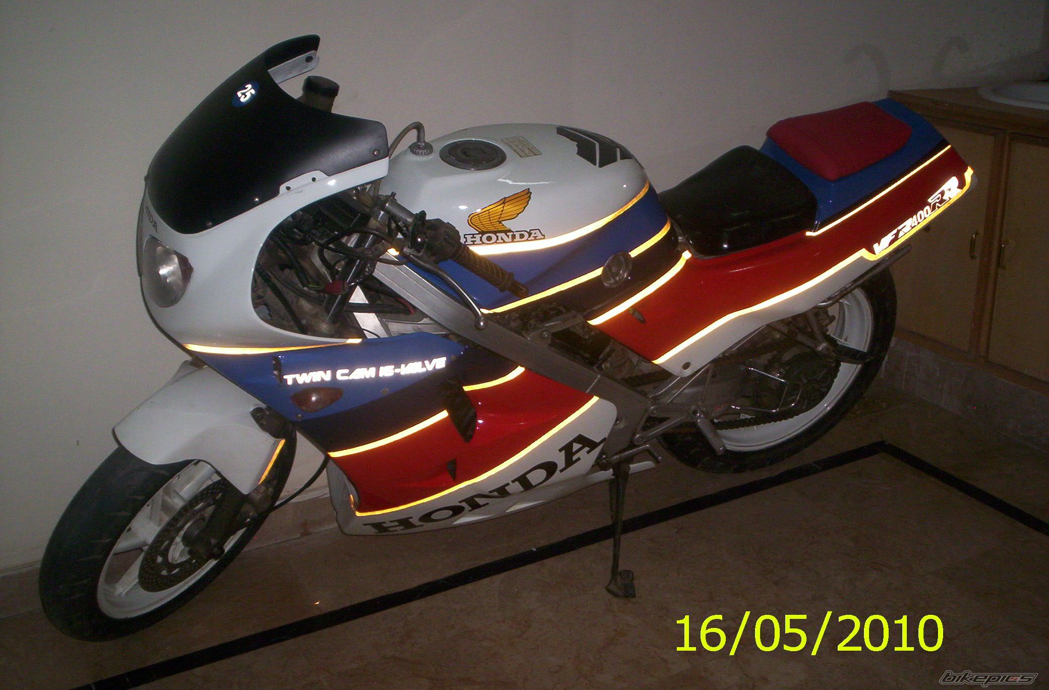 Photo 1978803