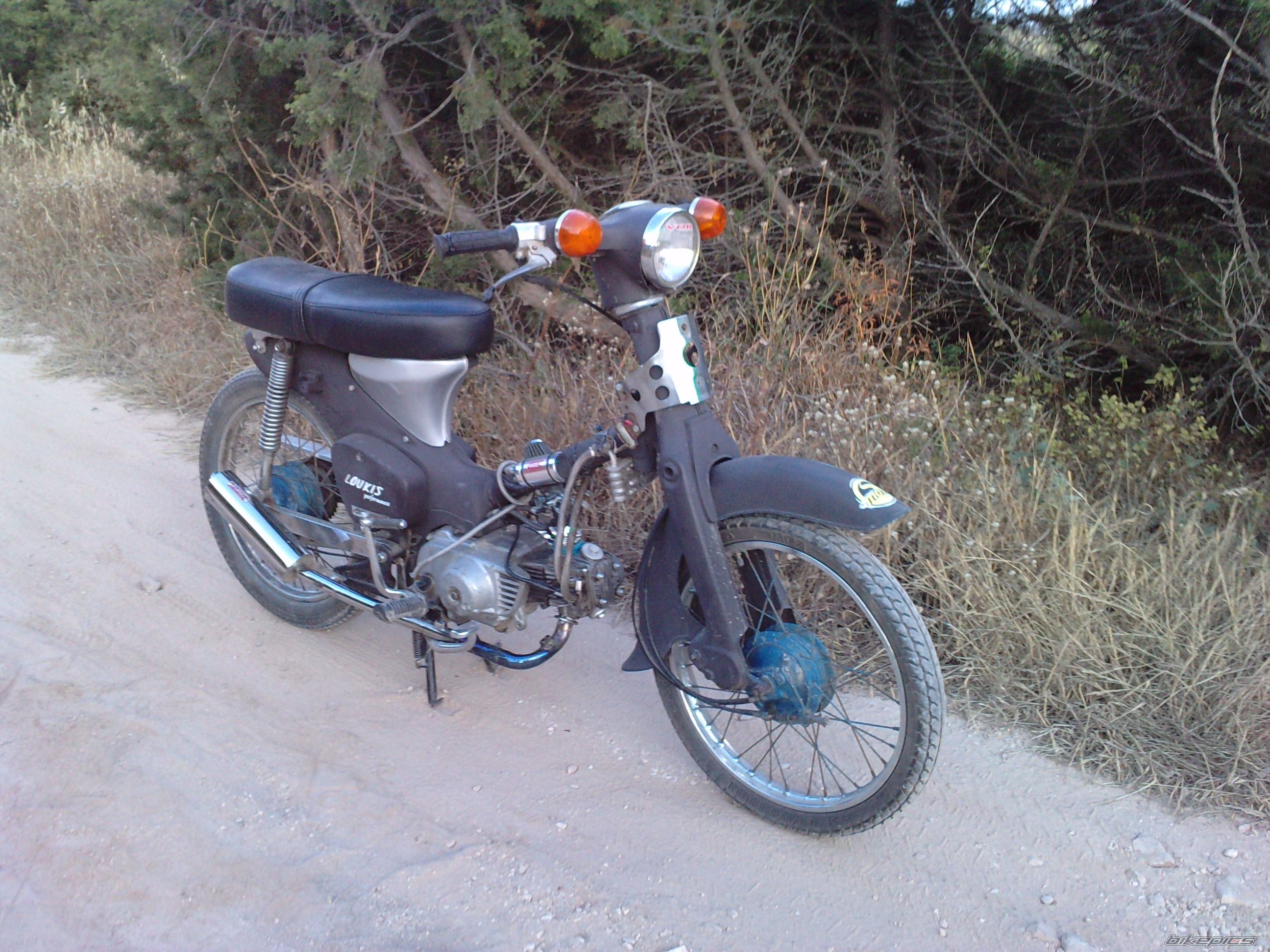 Photo 1983892