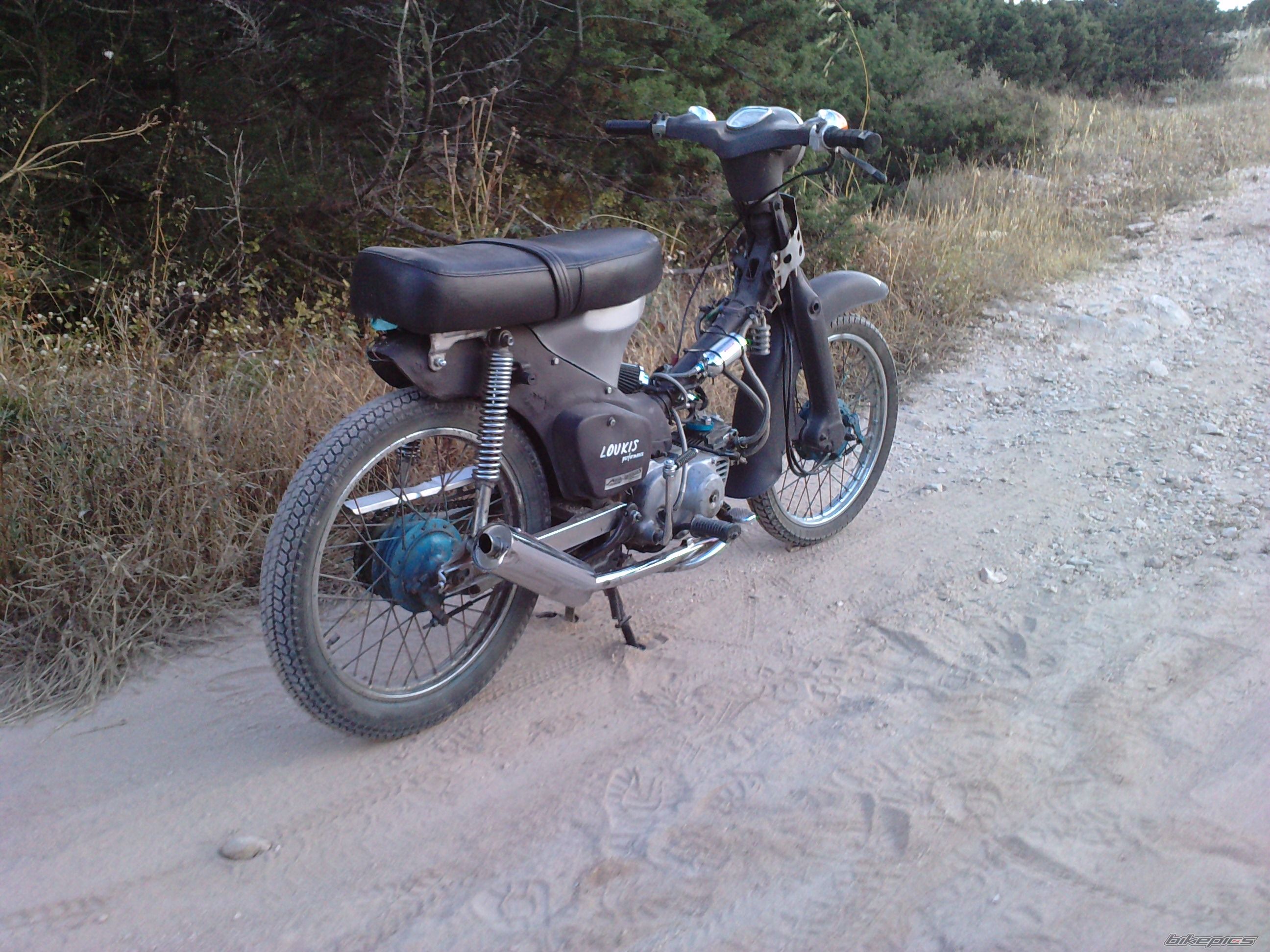 Photo 1983895