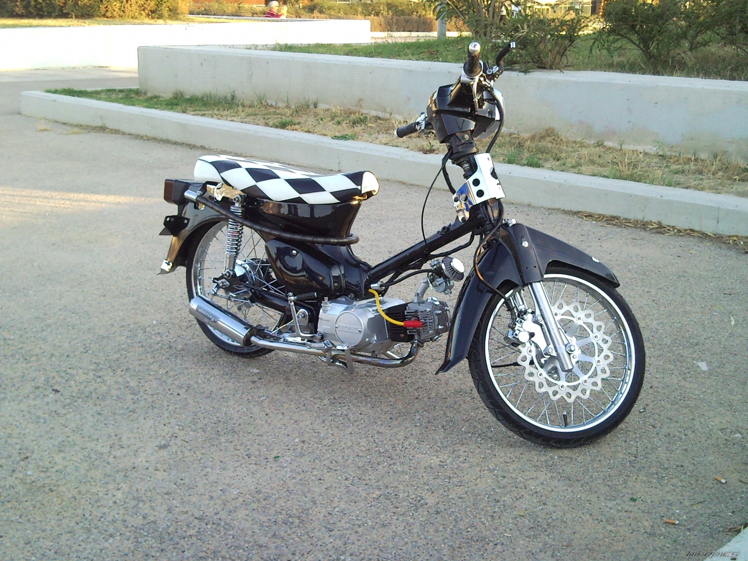 Bike Photo 1983993