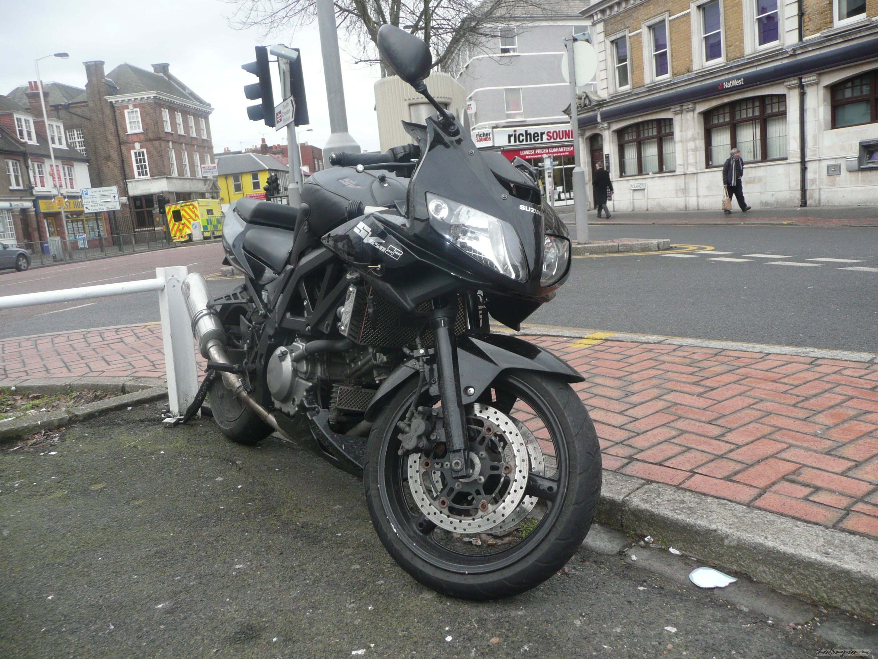 Photo 1984719