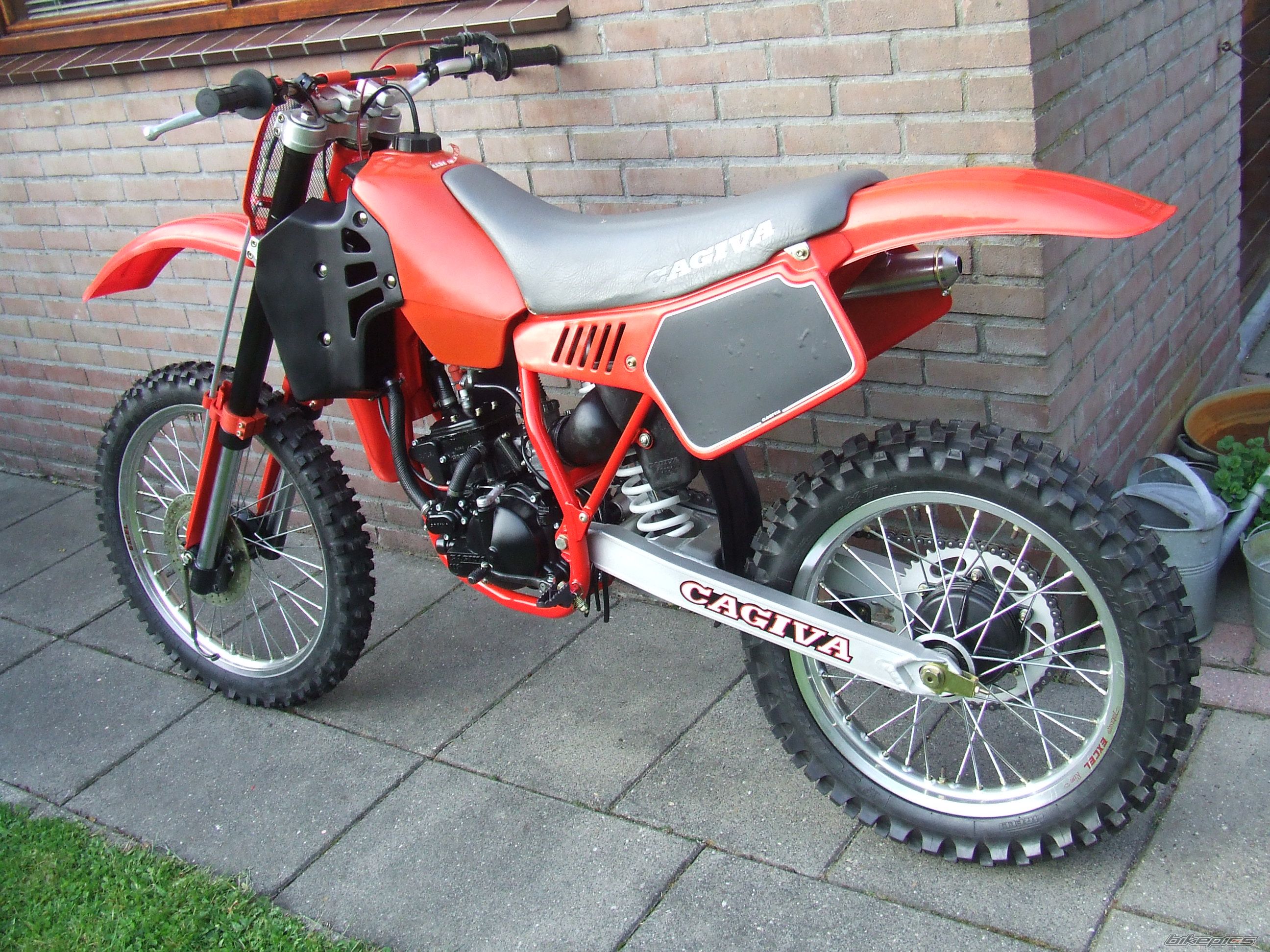 Photo 1987426