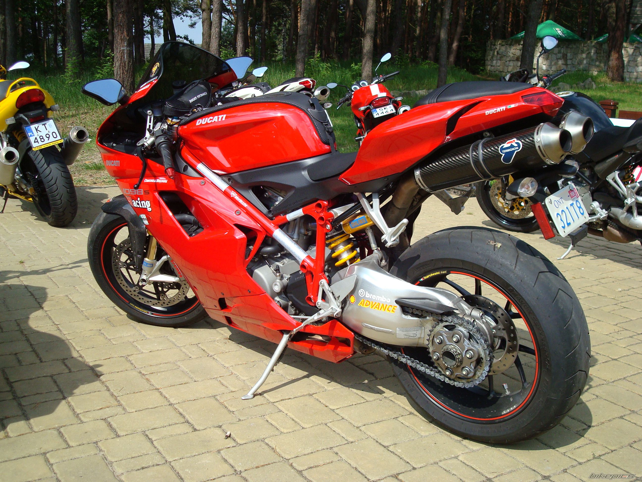 Photo 1987474