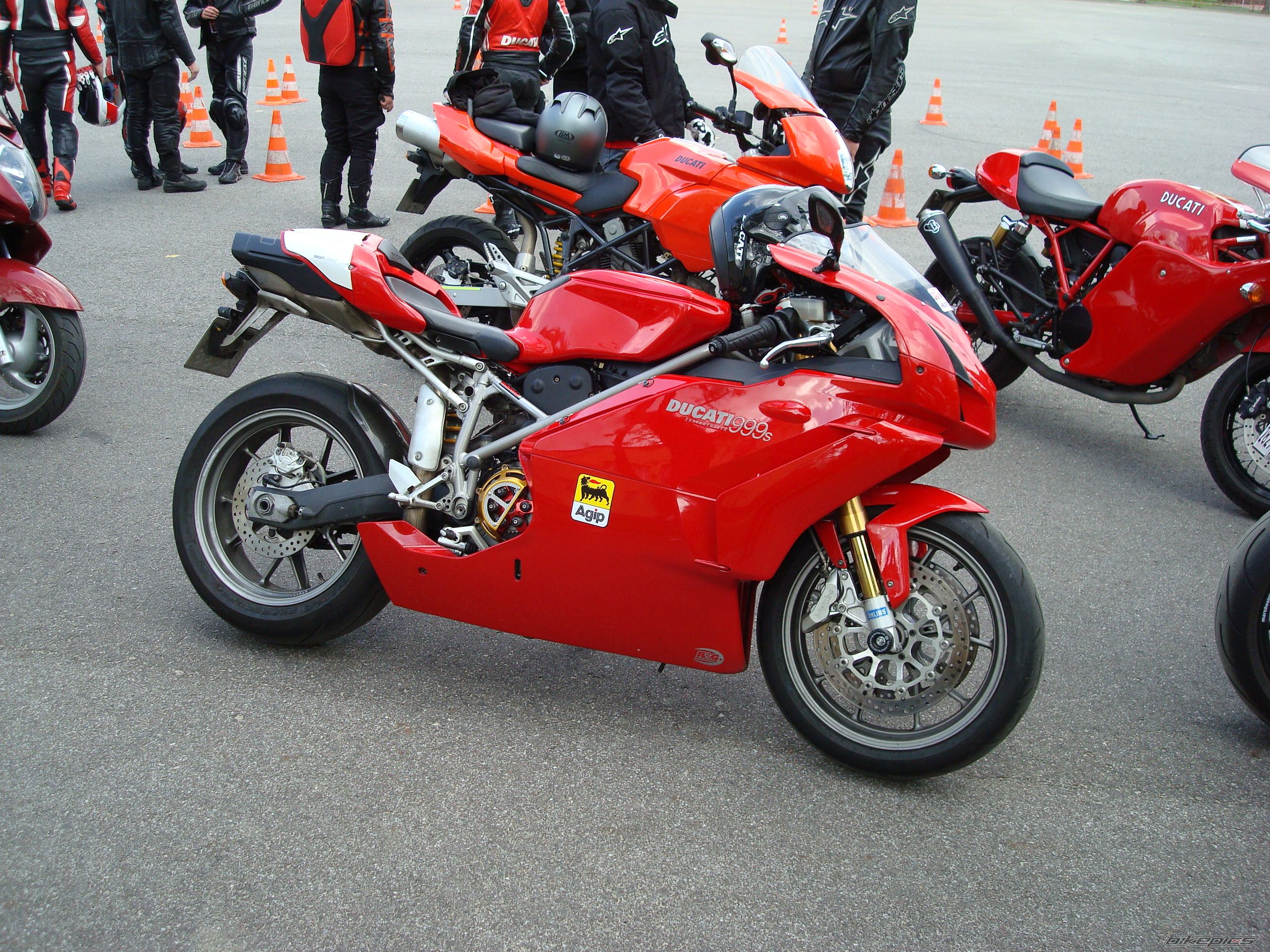 Photo 1987496