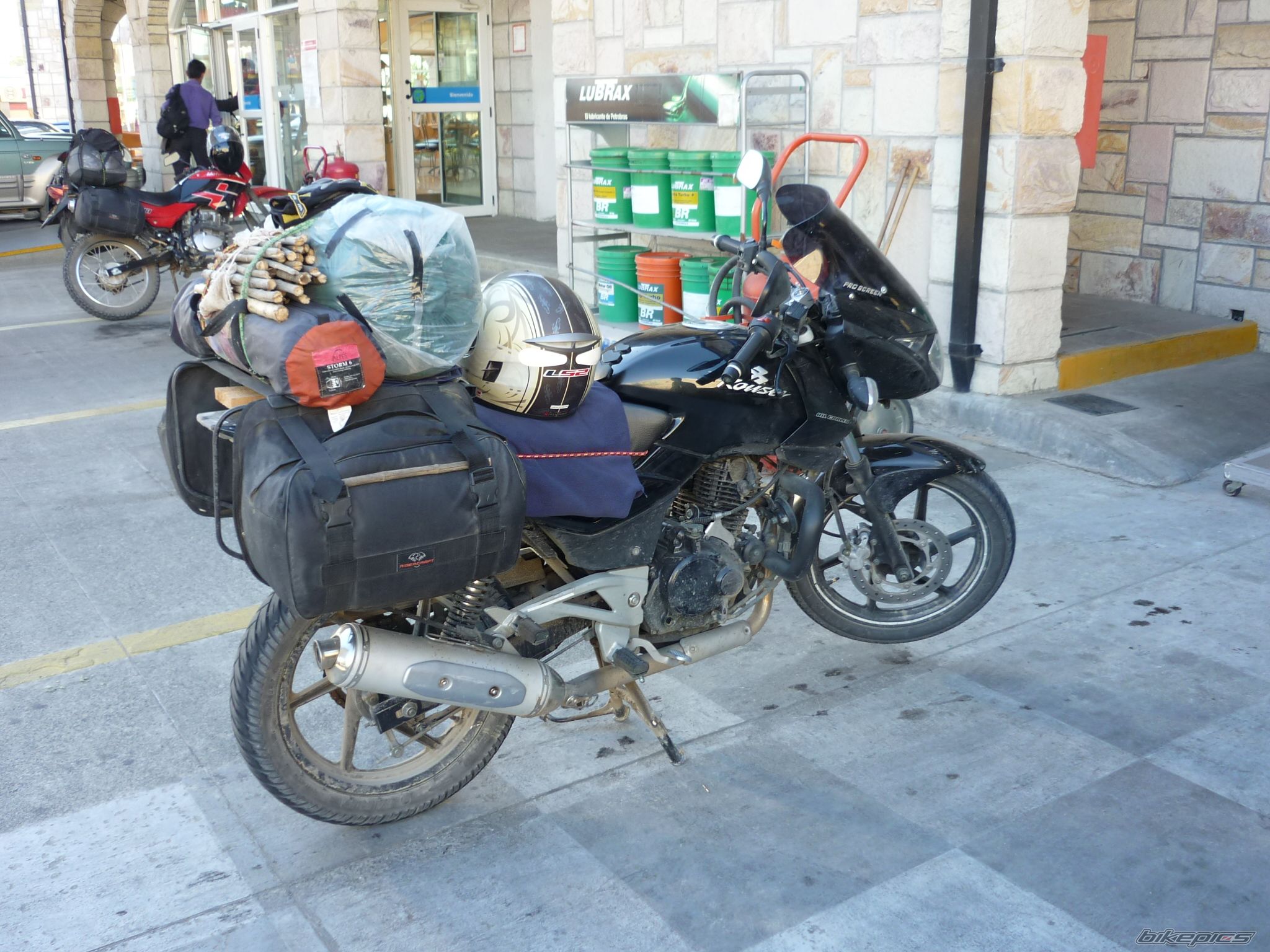 Photo 1987699