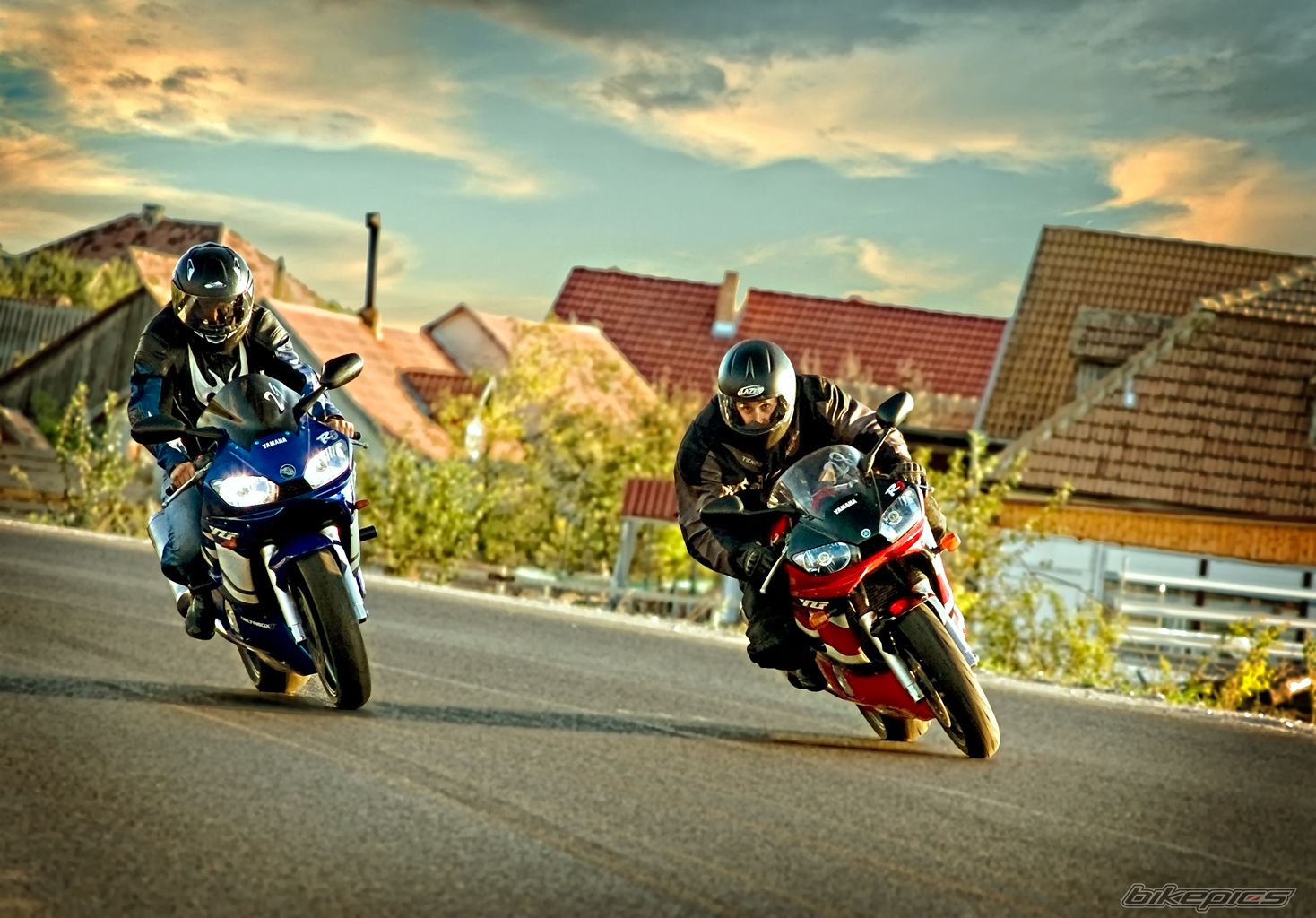 Bike Photo 1989658