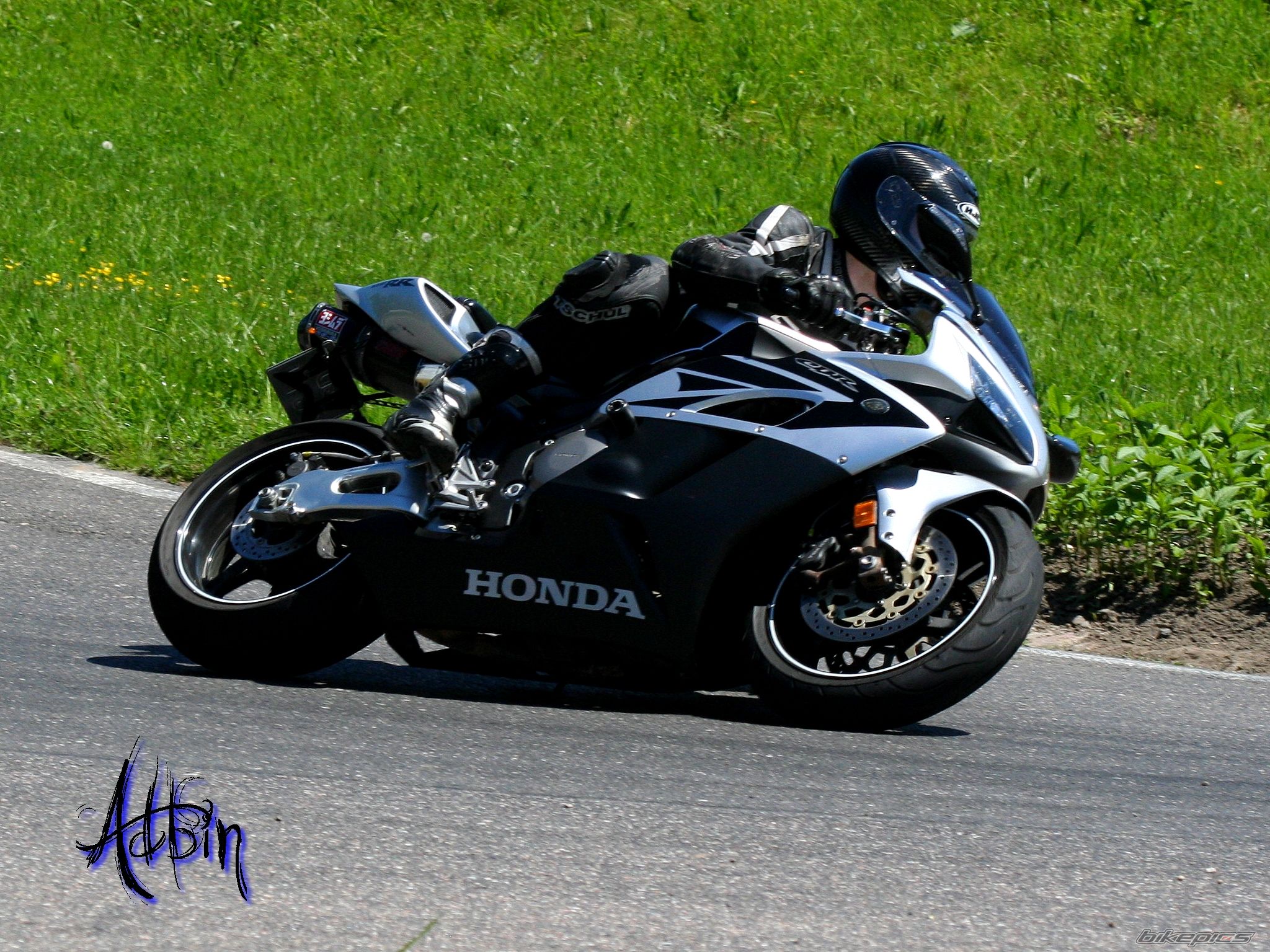 Bike Photo 1991572