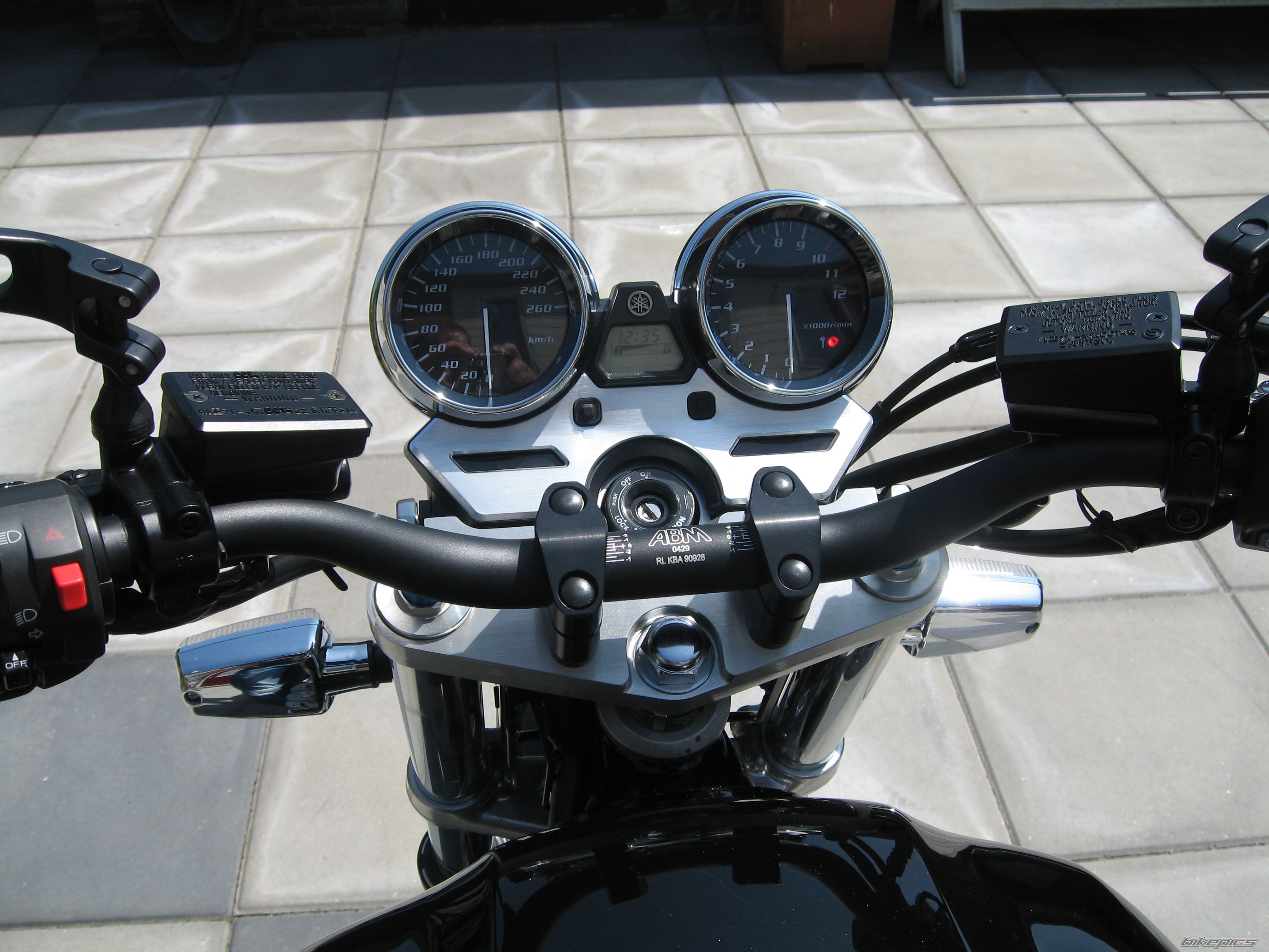 Bike Photo 1991943