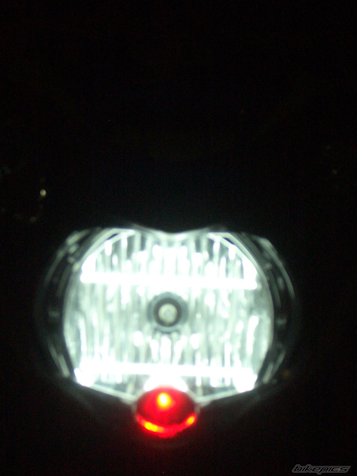 Photo 1998560
