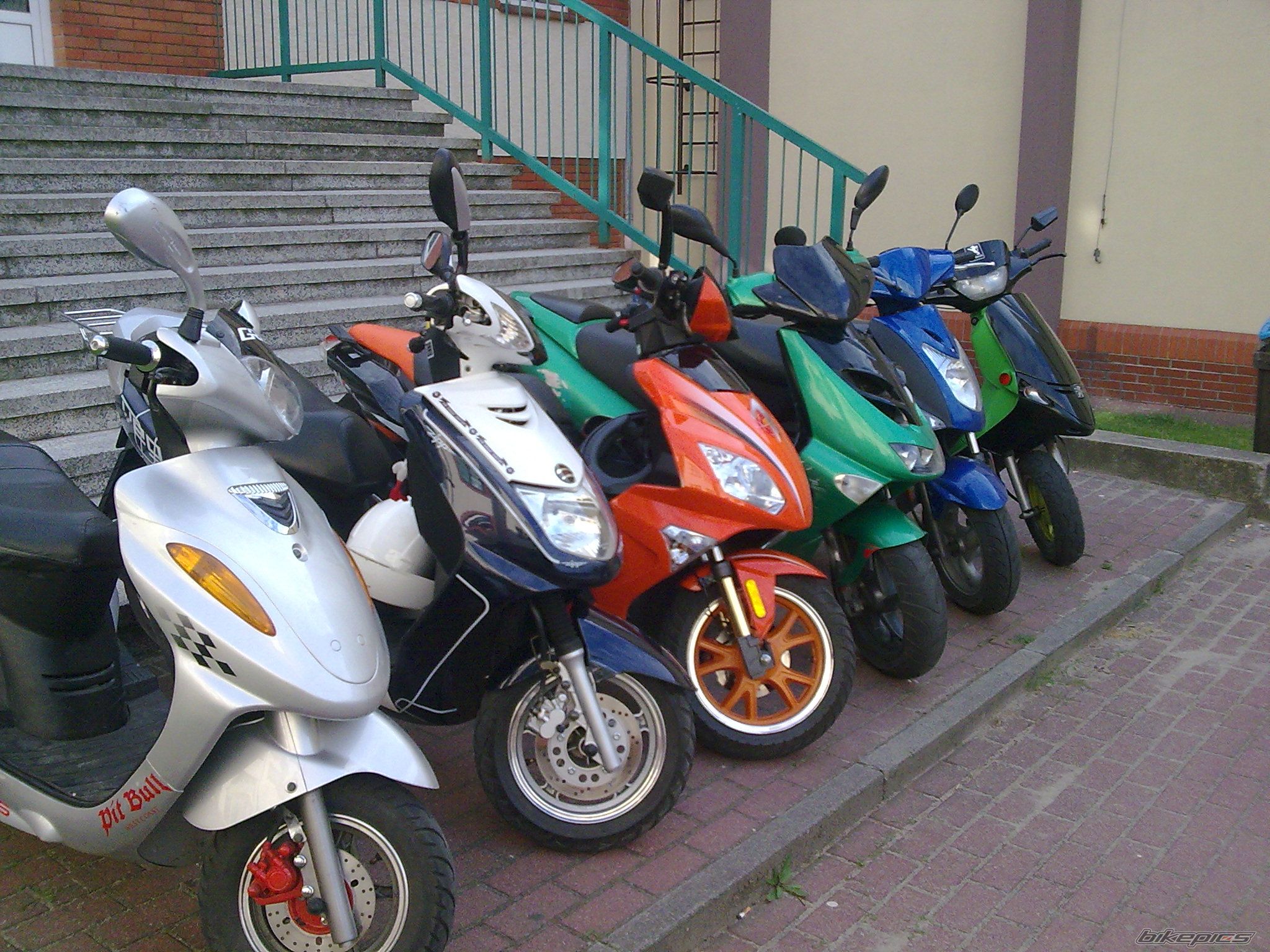 Photo 2001664