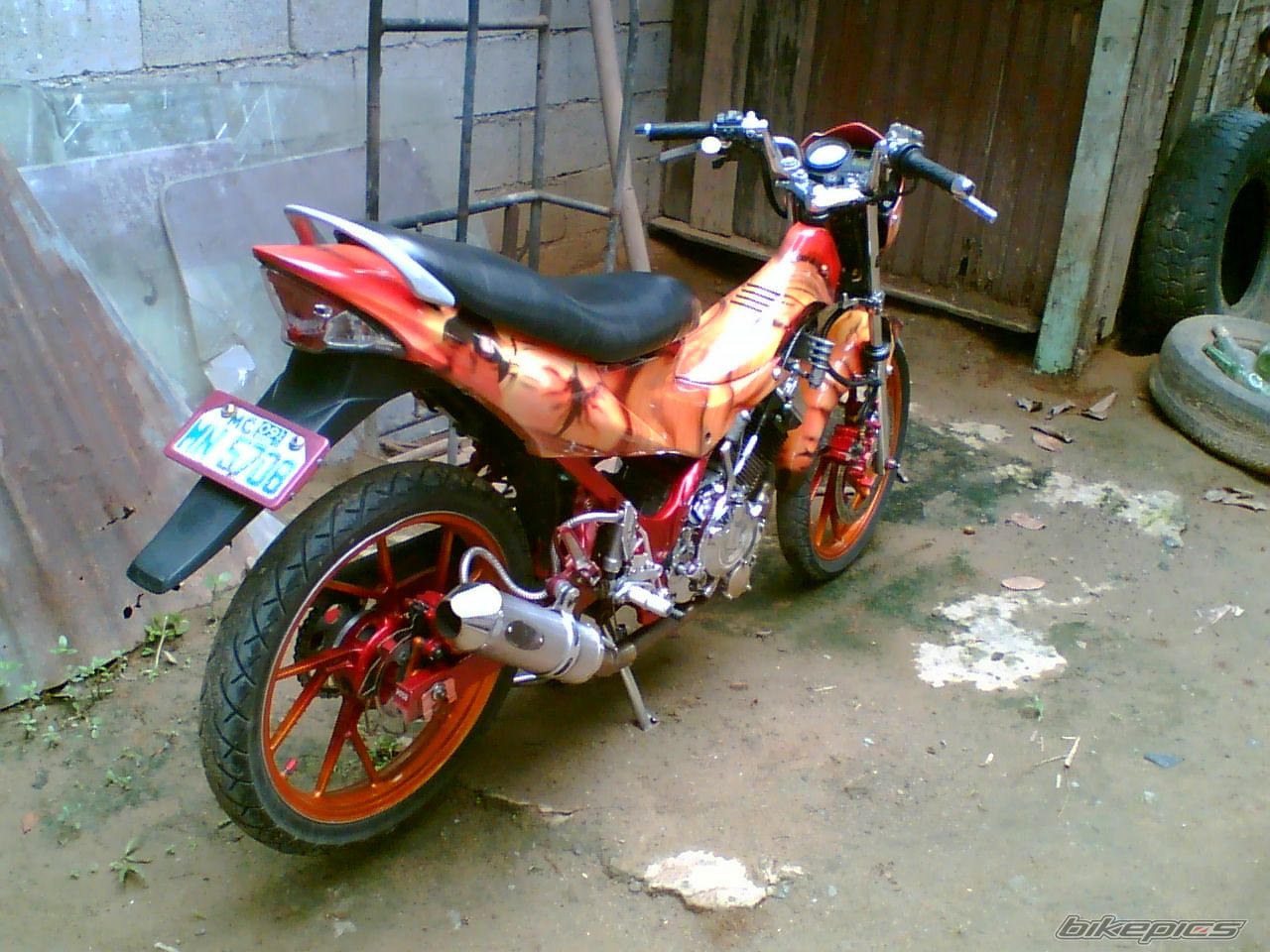 Photo 2004905