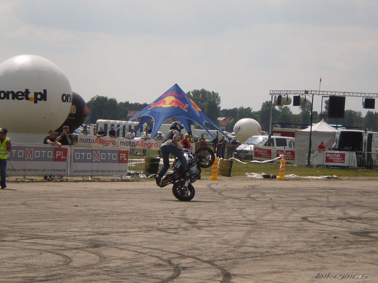 Photo 2007966