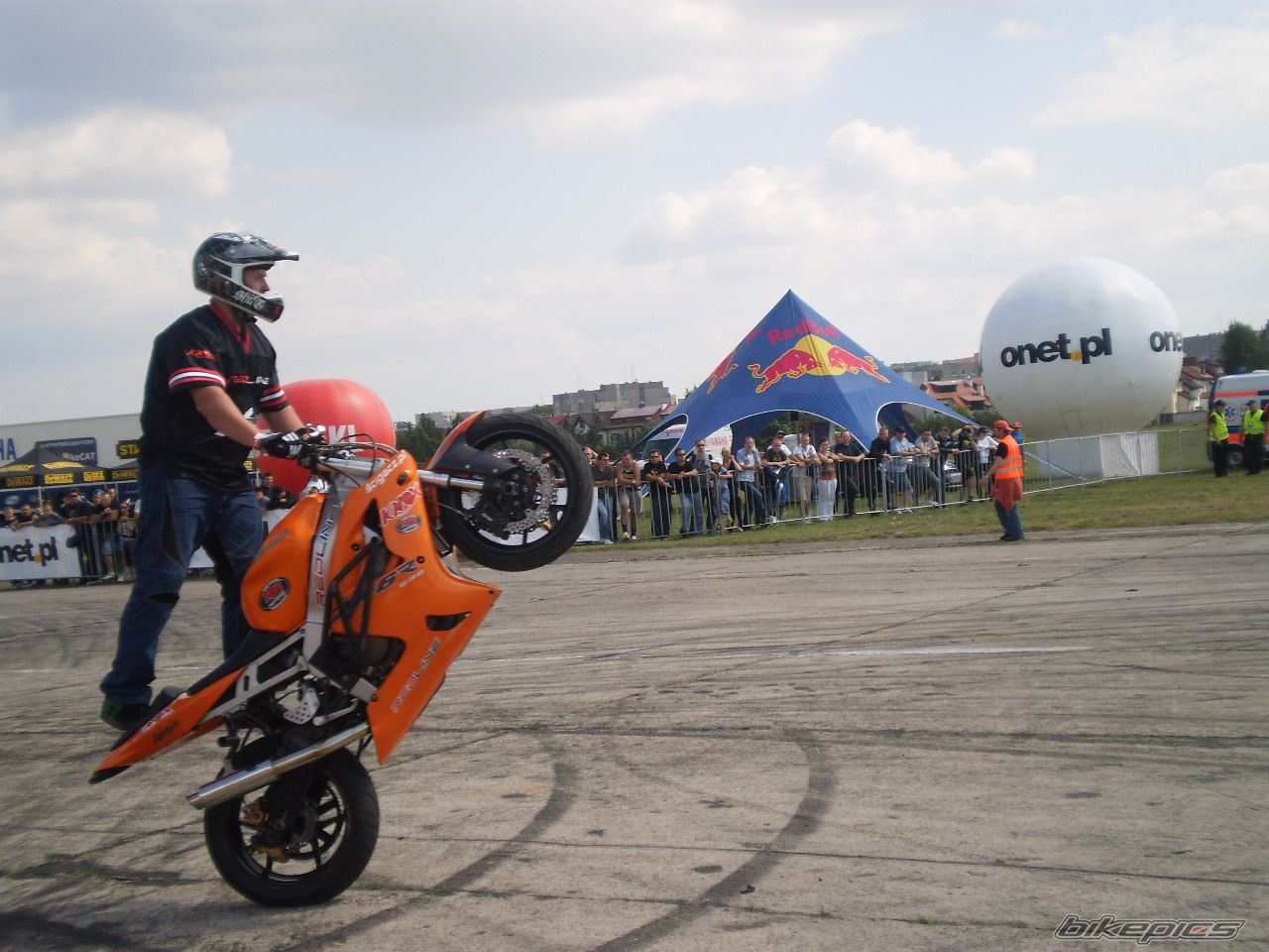 Photo 2007974