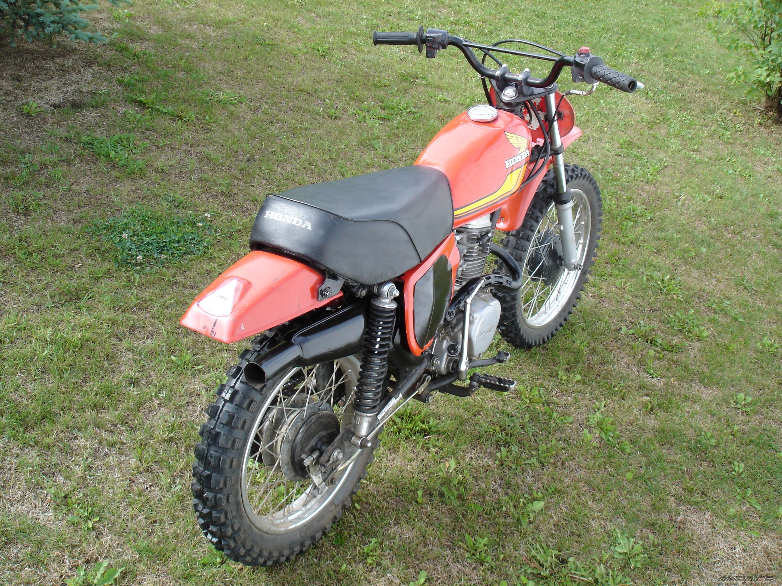 Photo 2012377