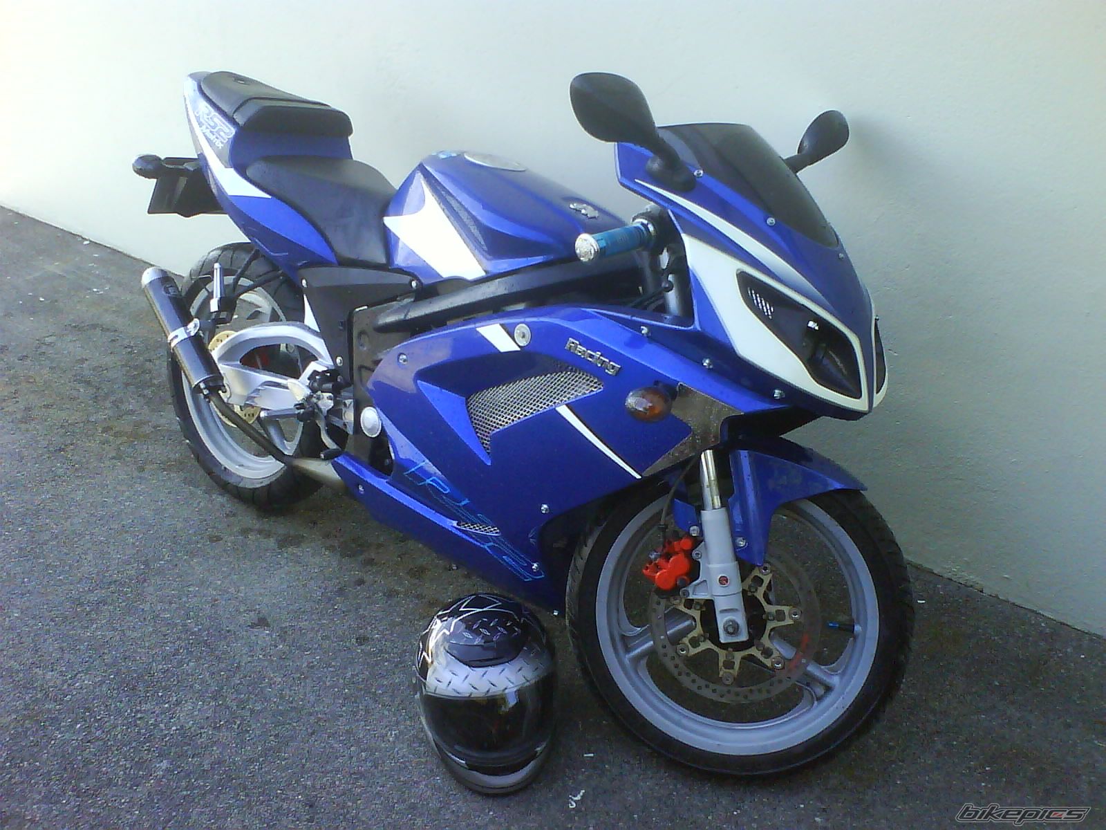Photo 2025417