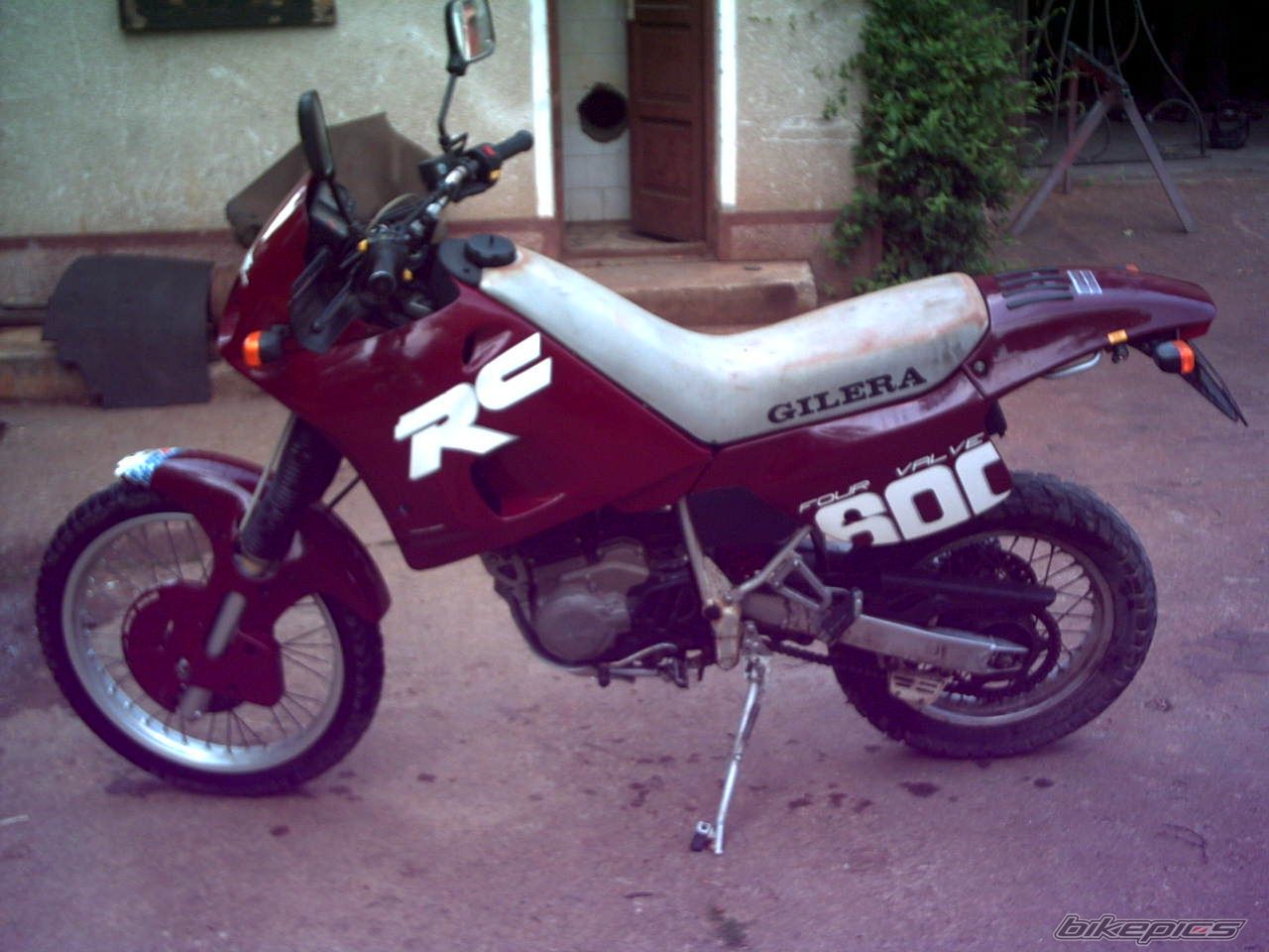 Photo 2025551