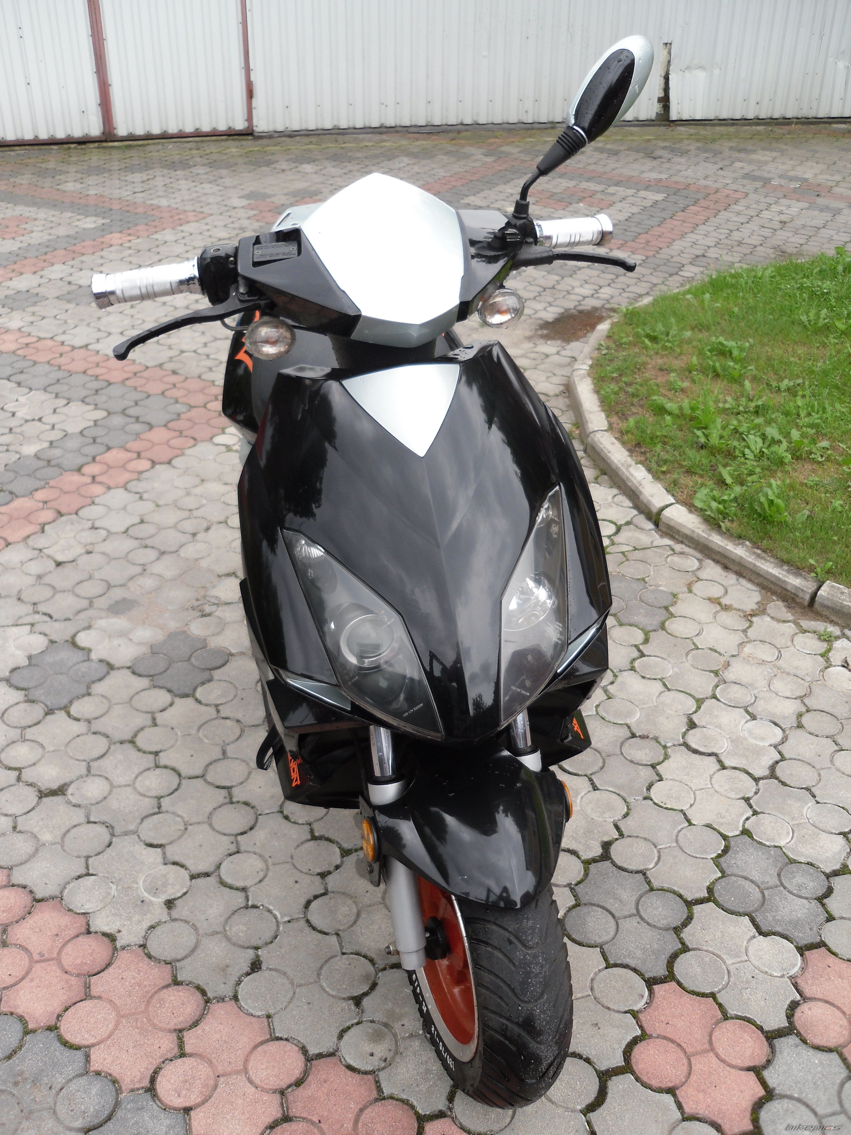 Photo 2027893
