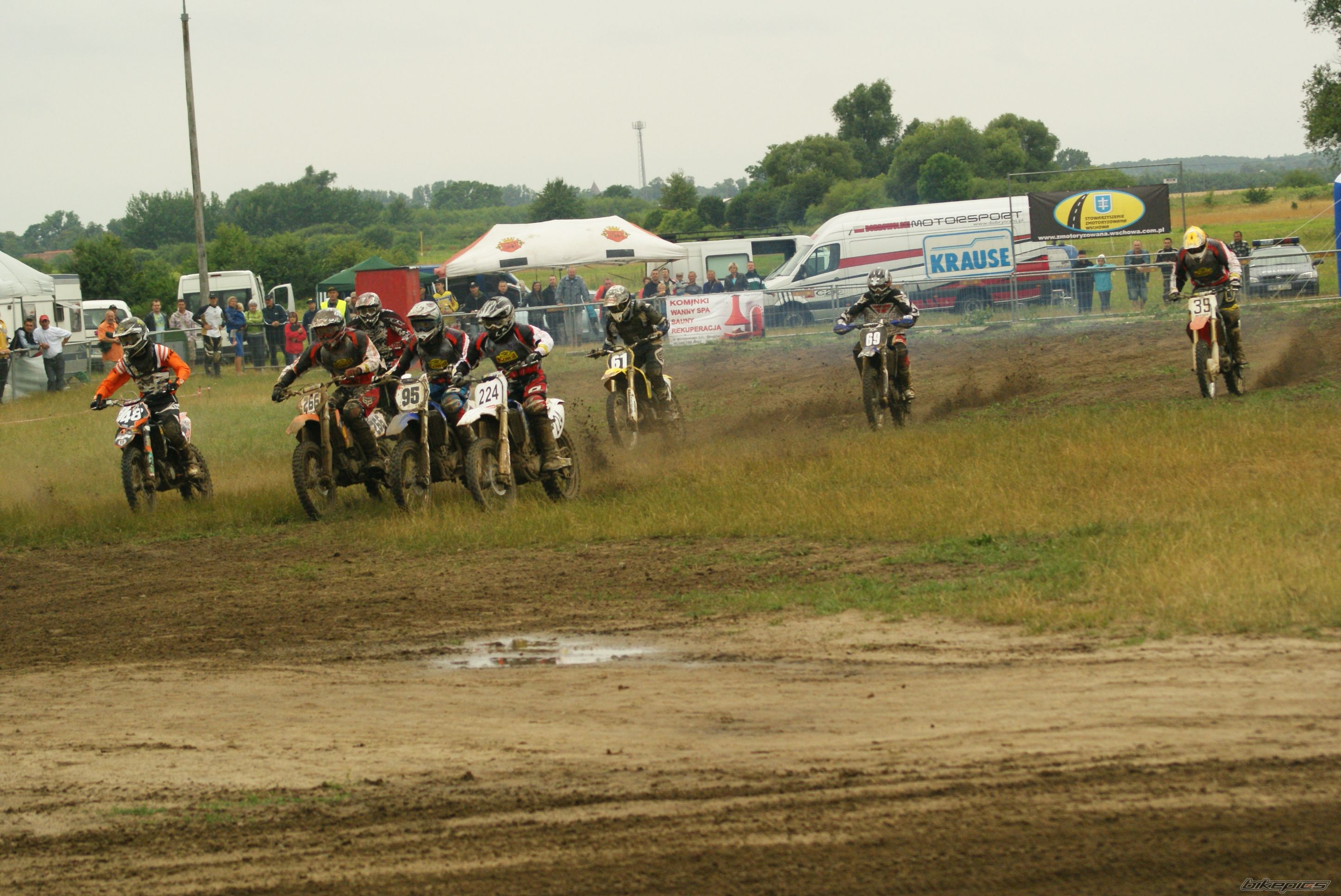 Photo 2031002