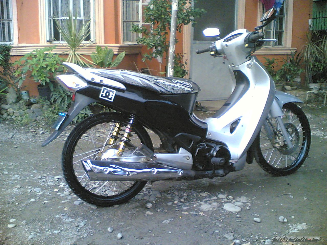 Bike Photo 2032092