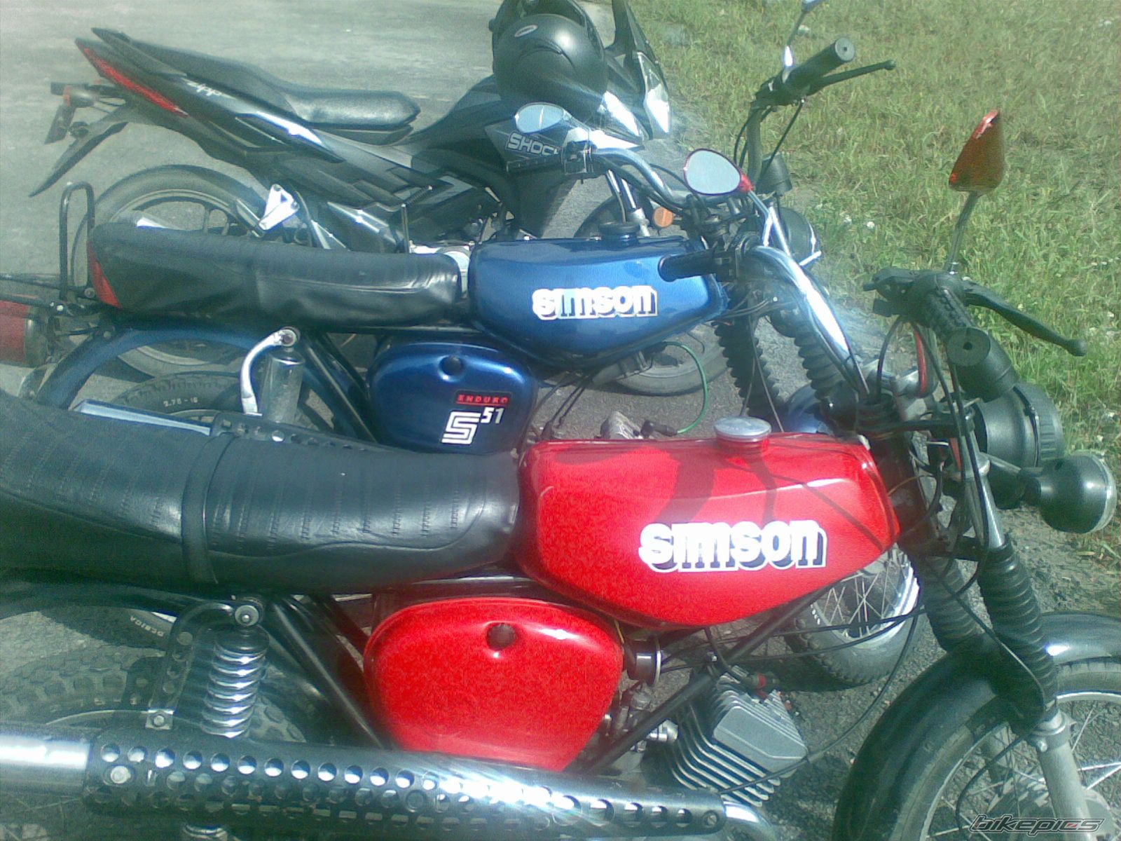 Photo 2037609
