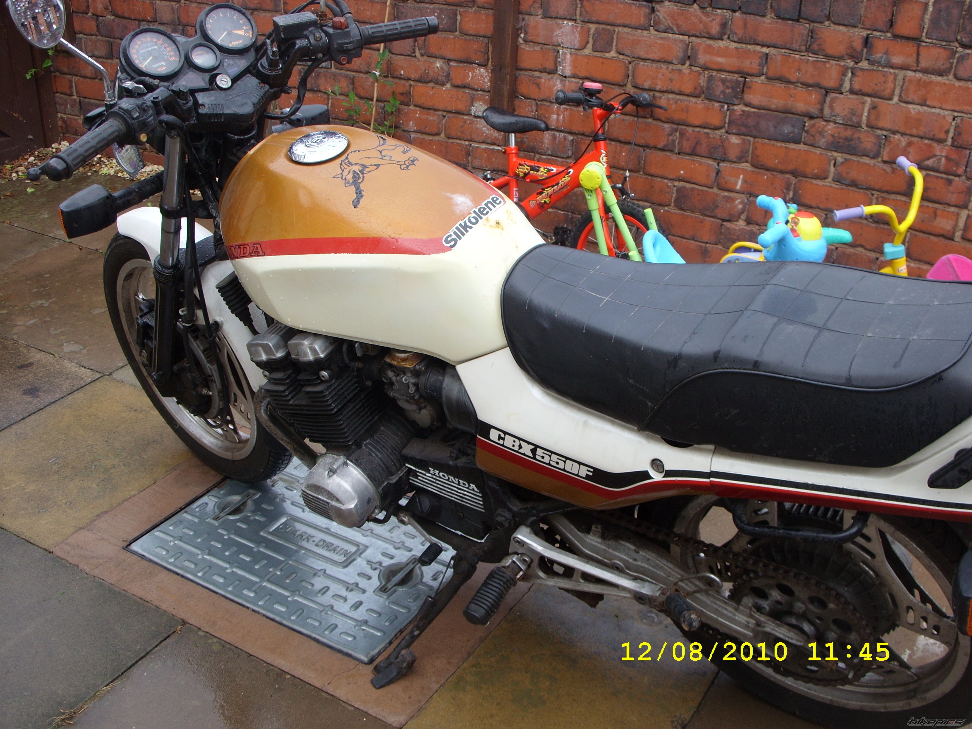 Photo 2037846