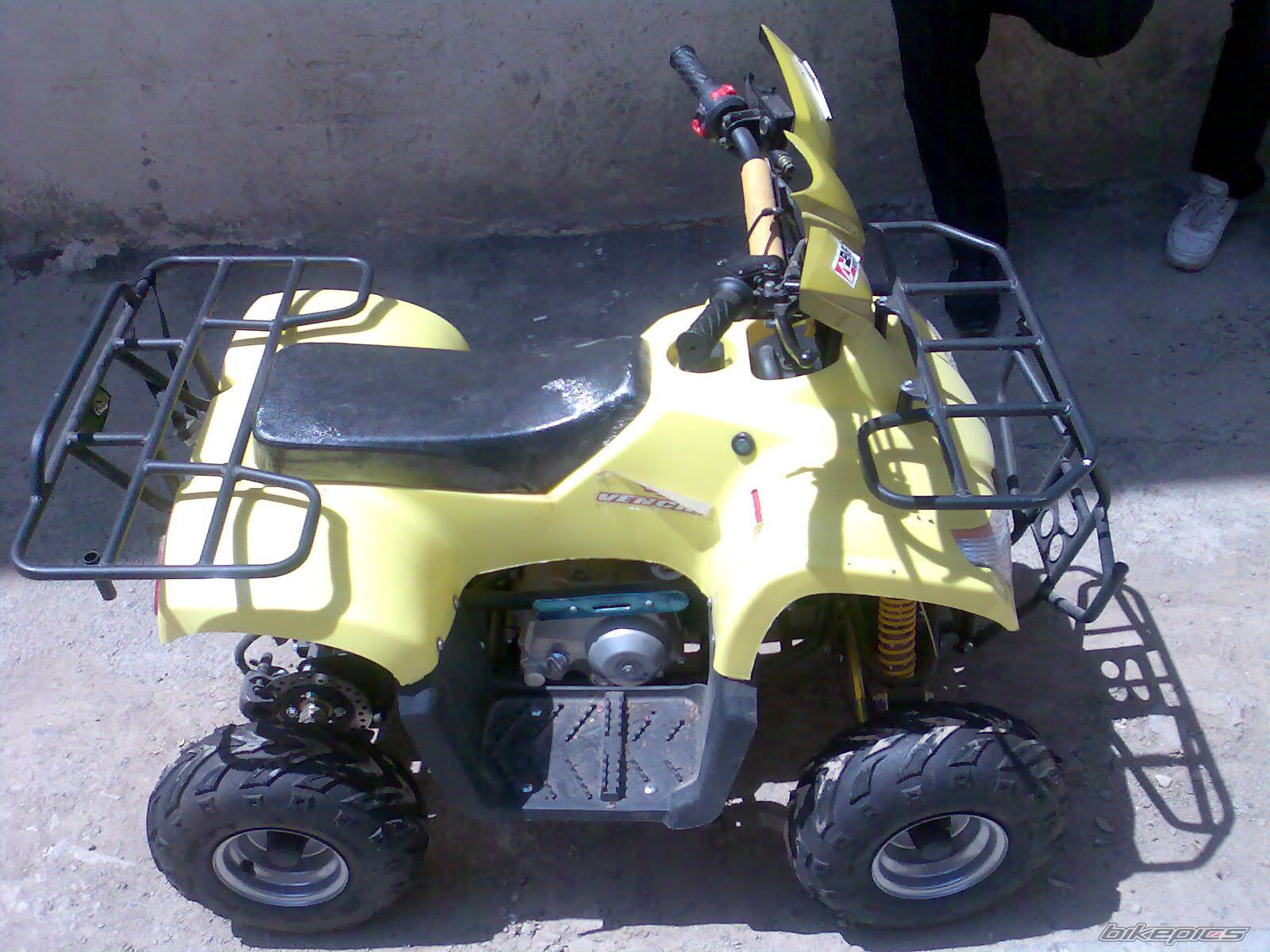 Photo 2039063