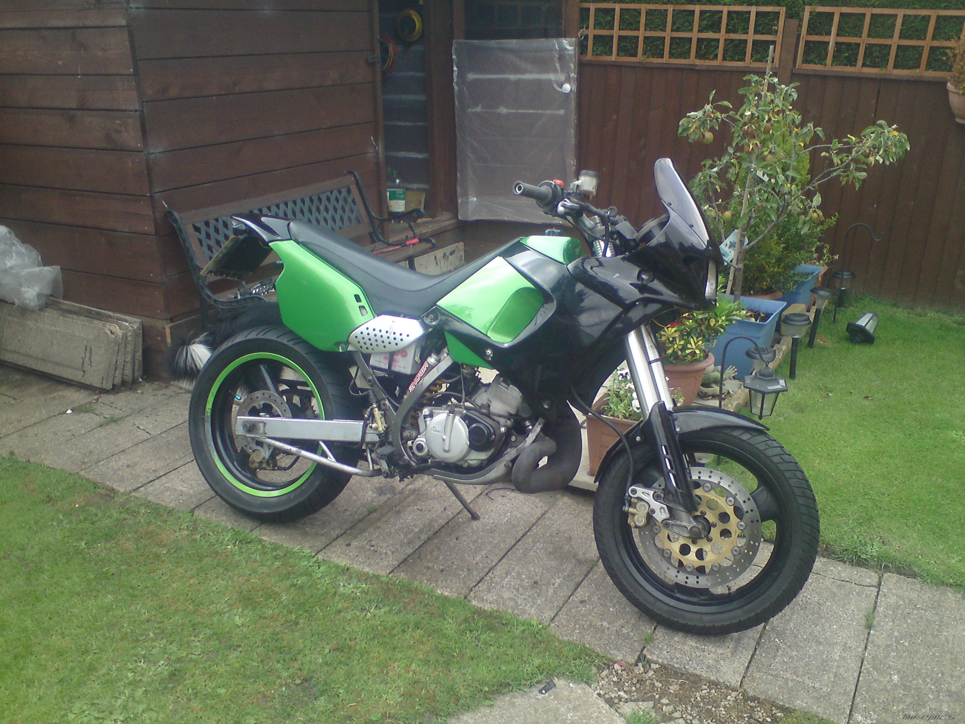 Bike Photo 2042940