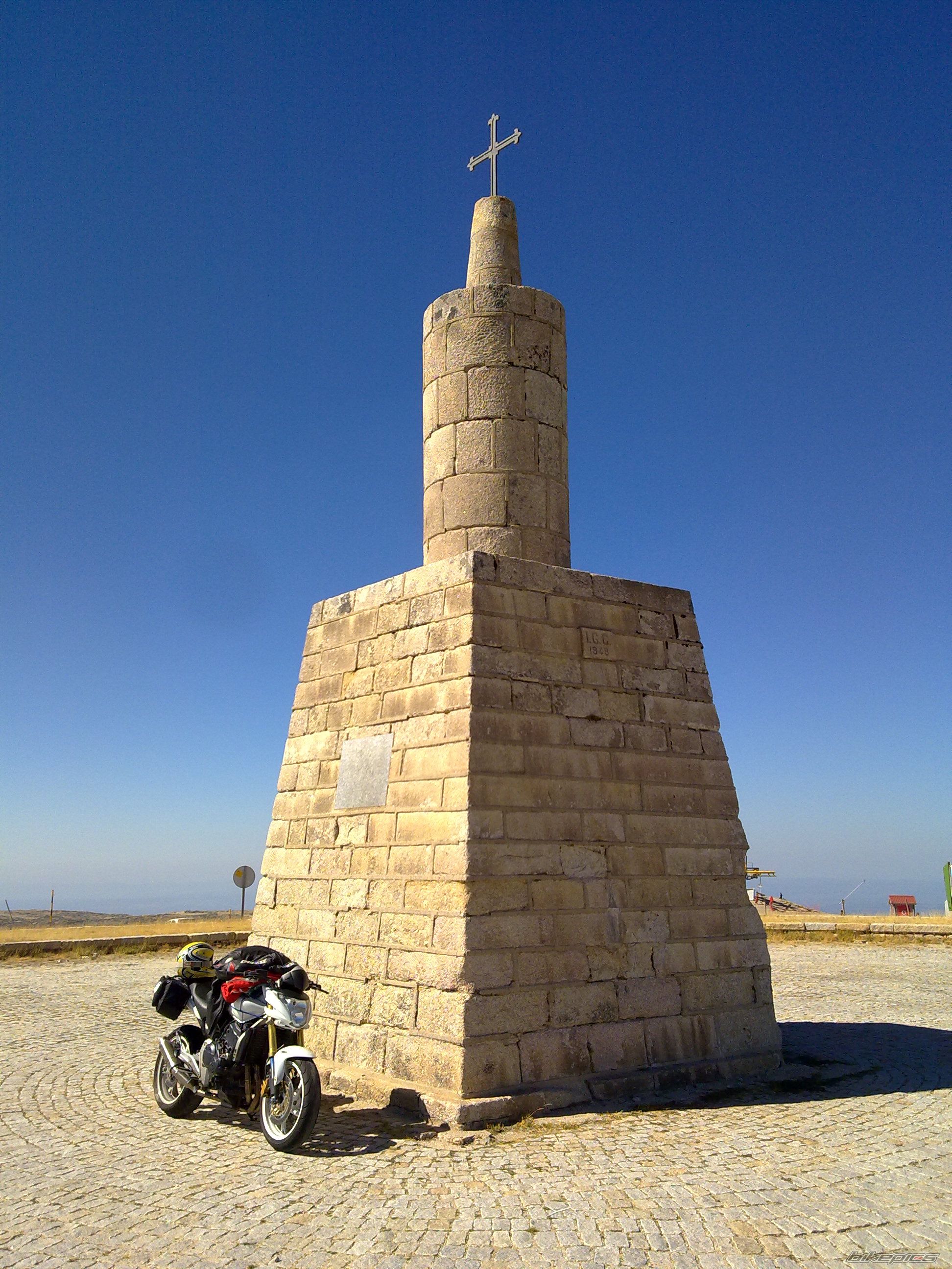 Photo 2045265