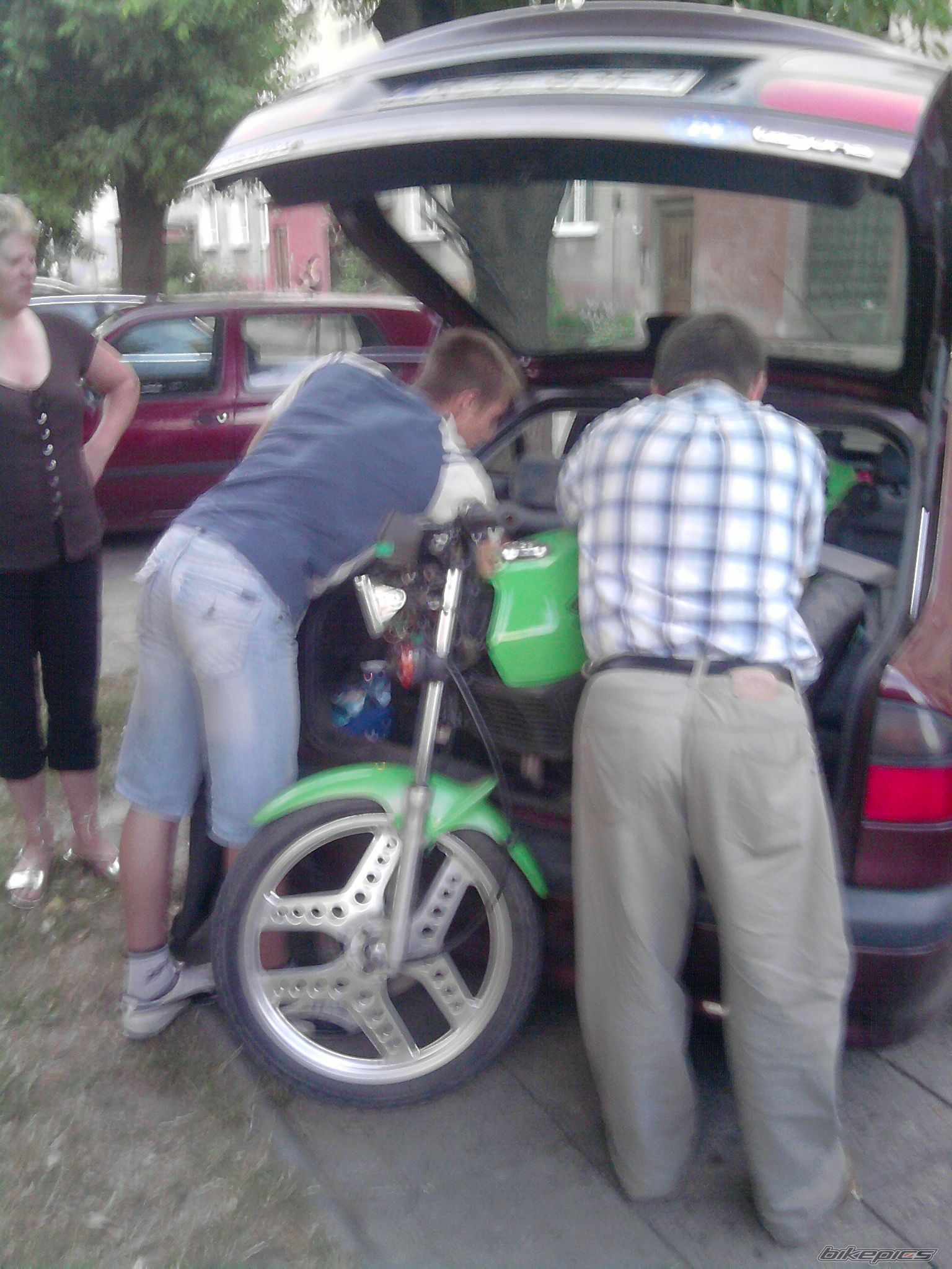 Photo 2048008