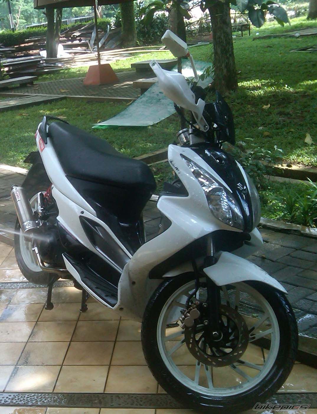 Photo 2049255