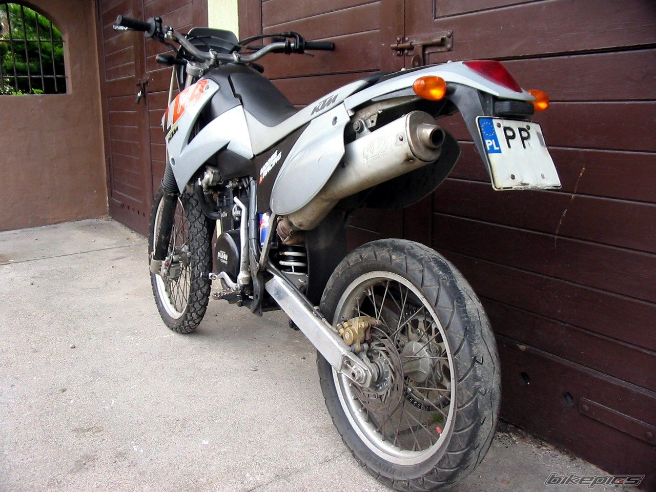 Photo 2054862