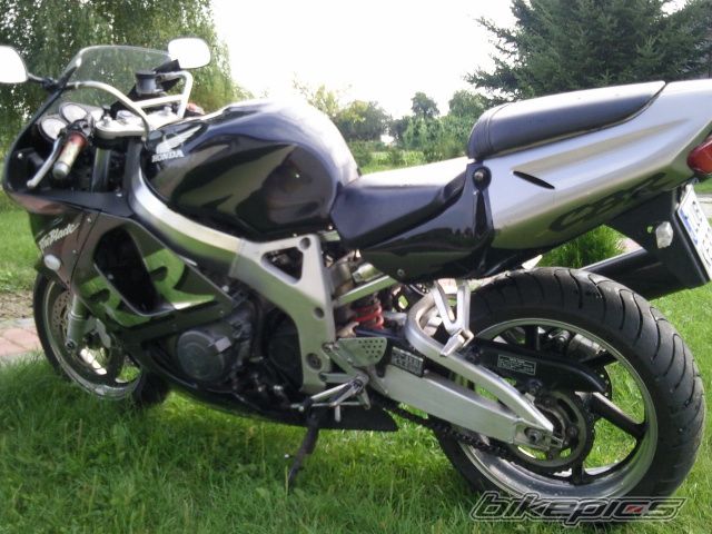 Photo 2055641