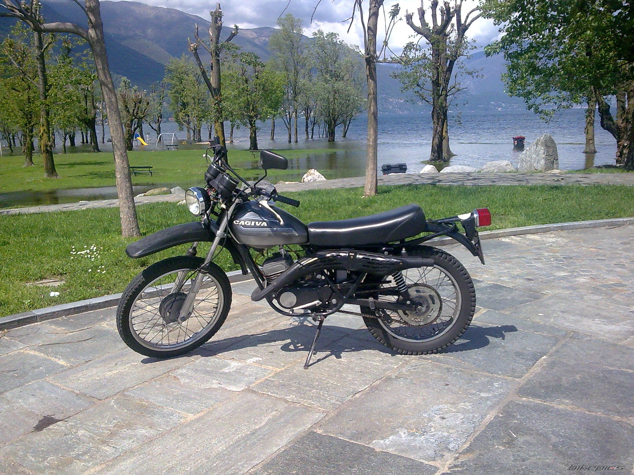 Photo 2055922