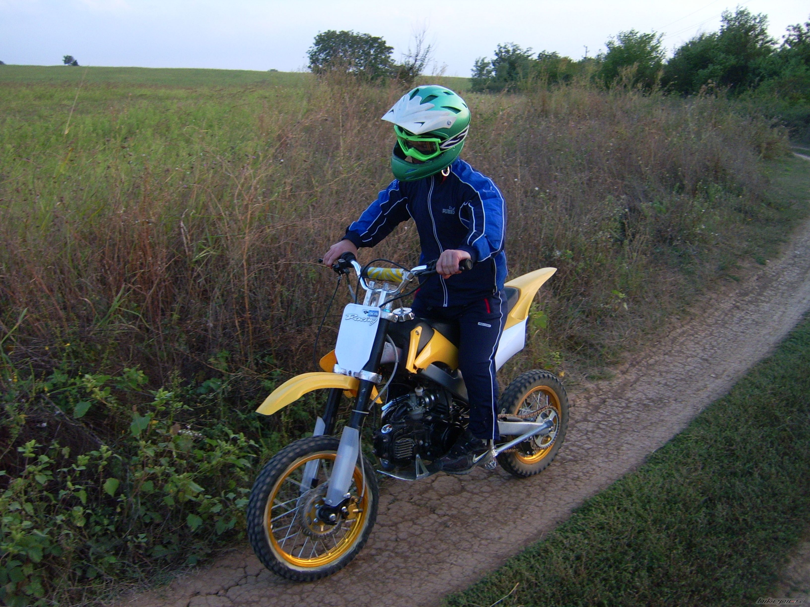 Photo 2057432