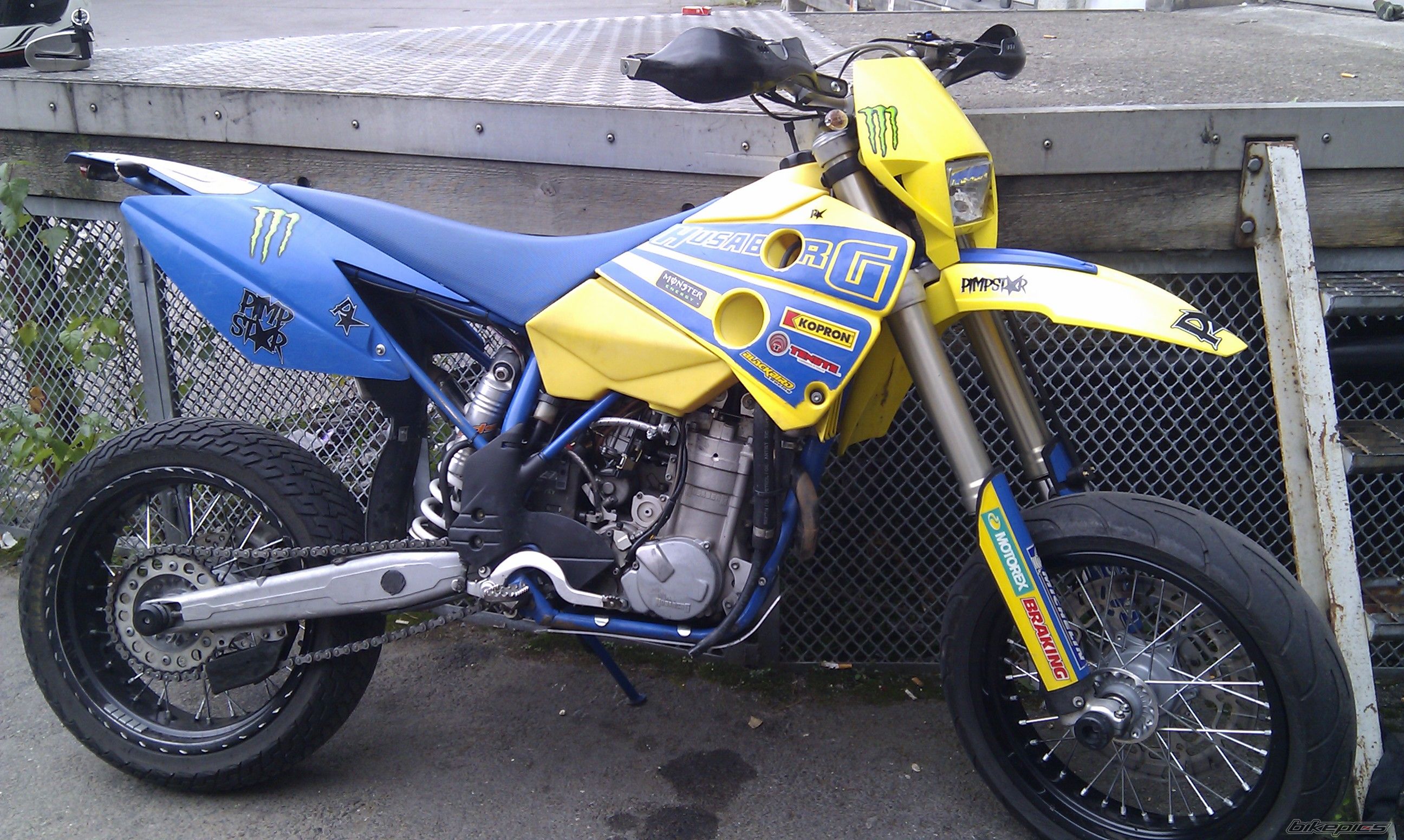 Photo 2060998