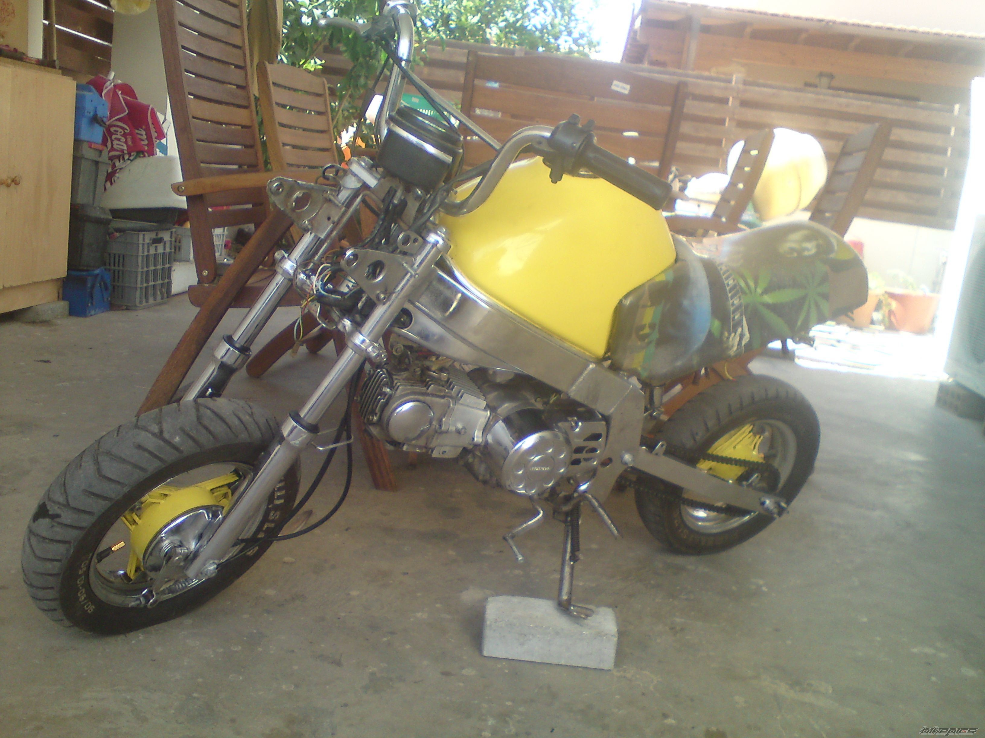 Photo 2062944