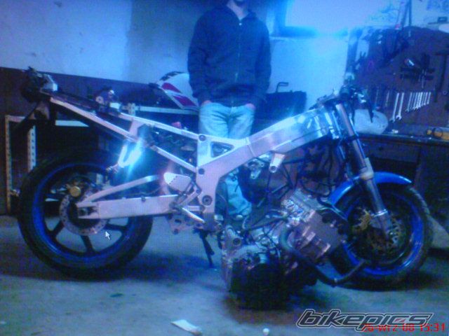 Photo 2075411