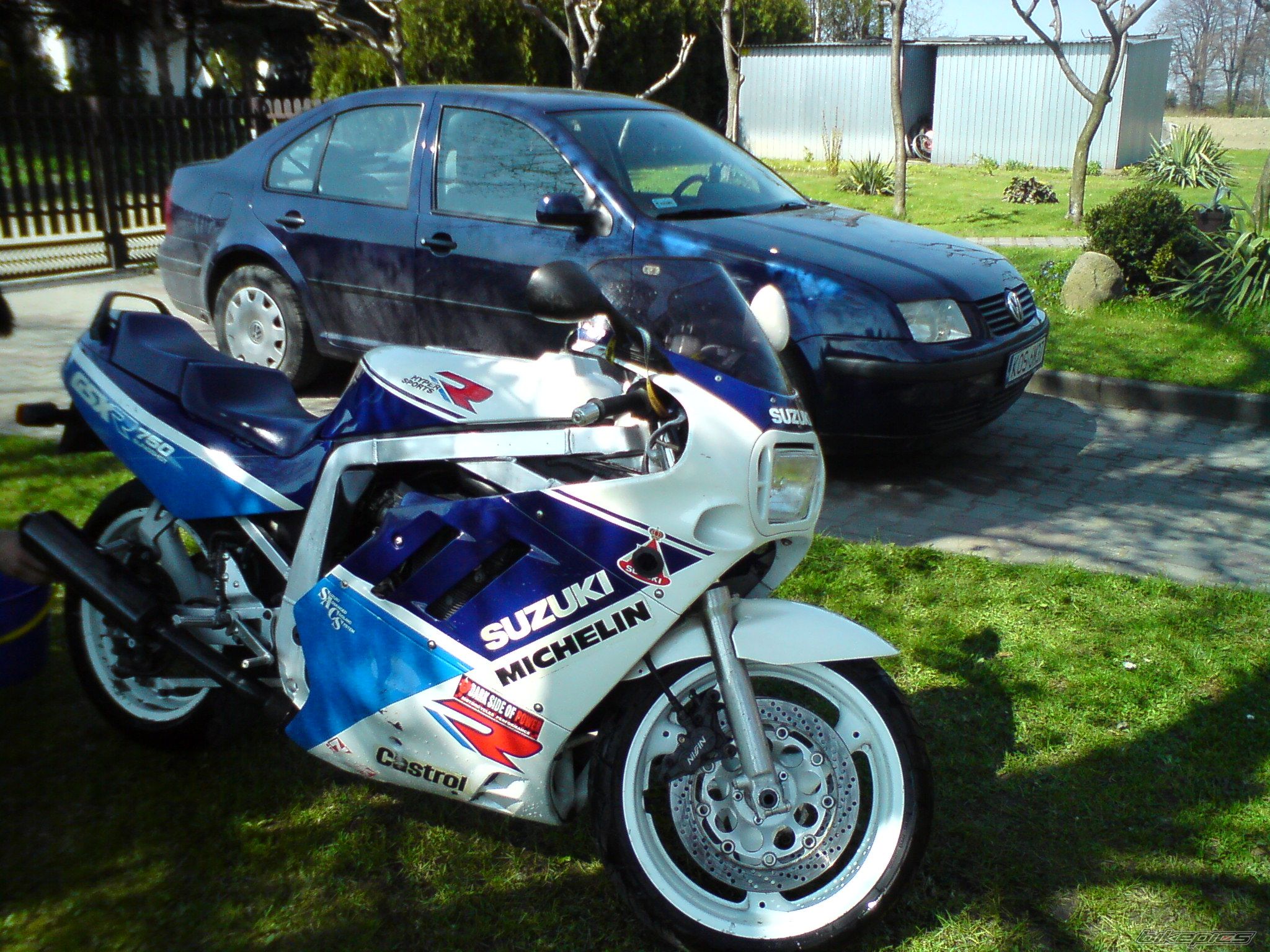 Photo 2075438