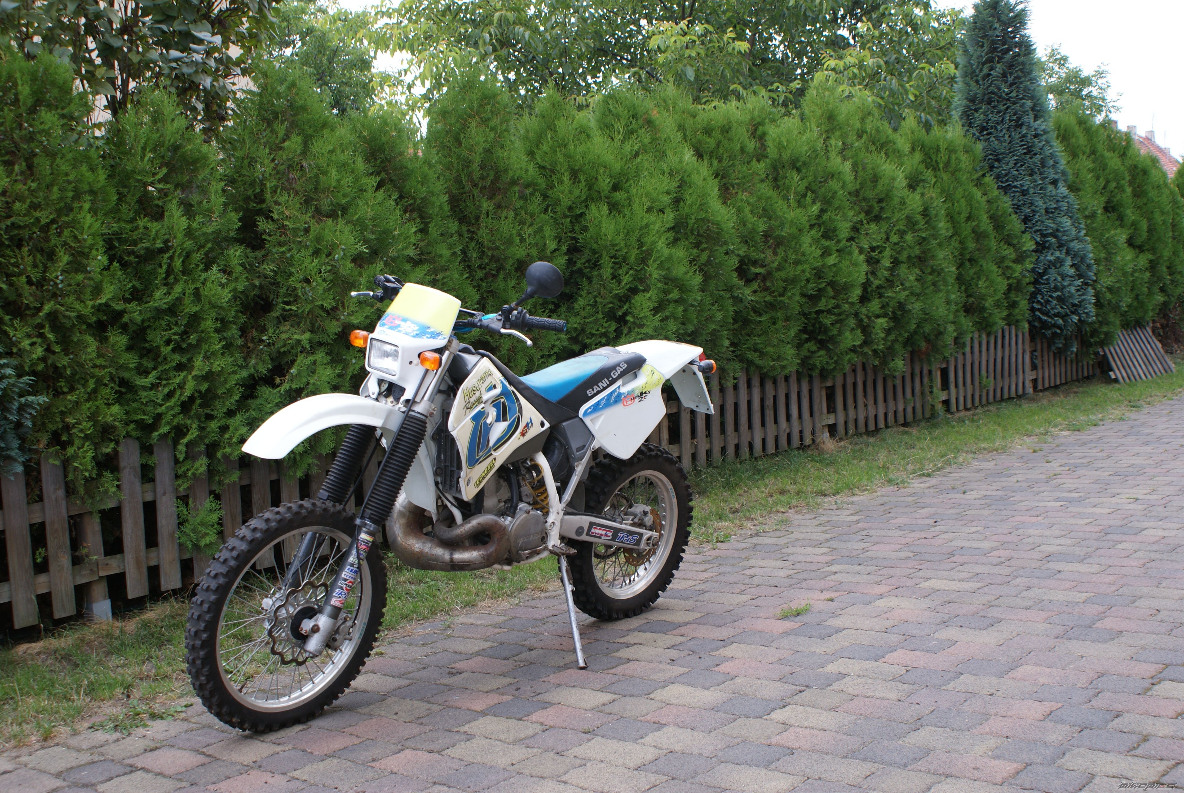 Photo 2075904